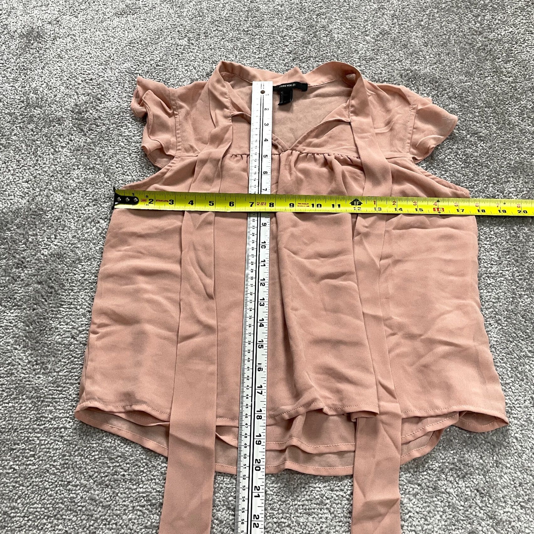 Forever 21 FOREVER 21 Blouse Shirt Womens Small Pink Cropped Straps Lightweight Top Size S / US 4 / IT 40 - 4 Thumbnail