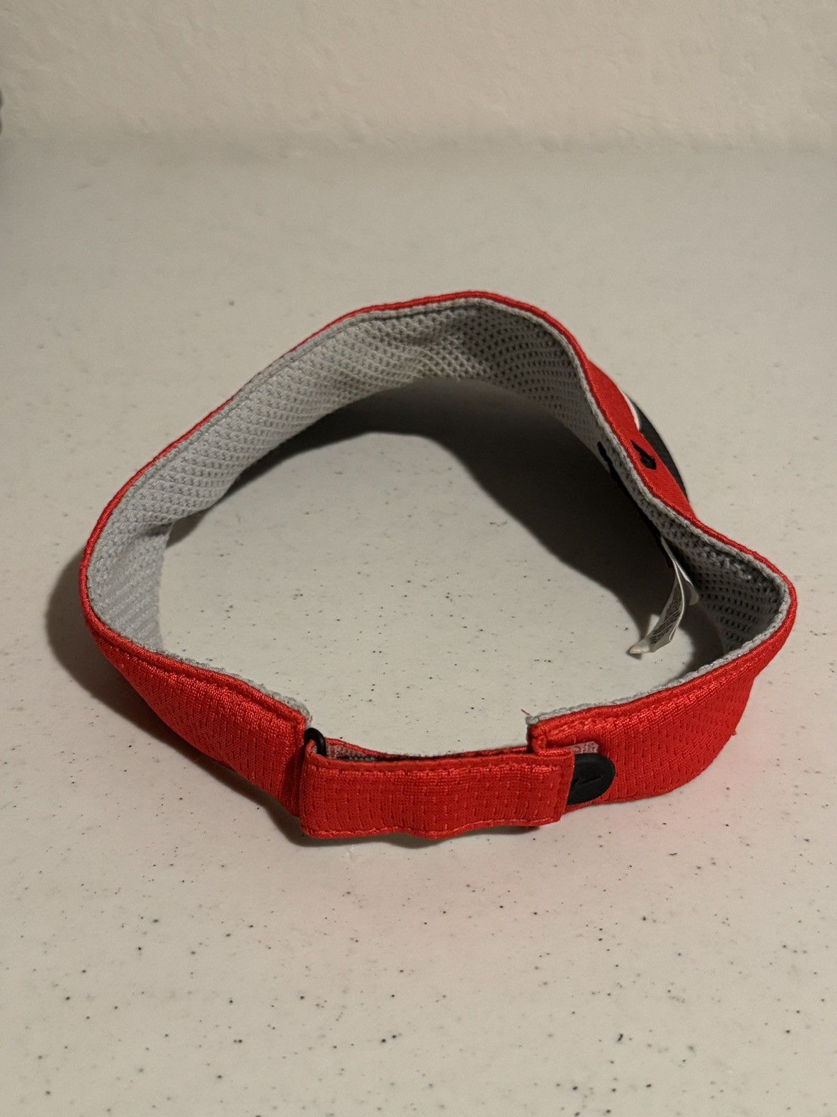 Other Red Nike Dri-Fit visor Size ONE SIZE - 3 Thumbnail