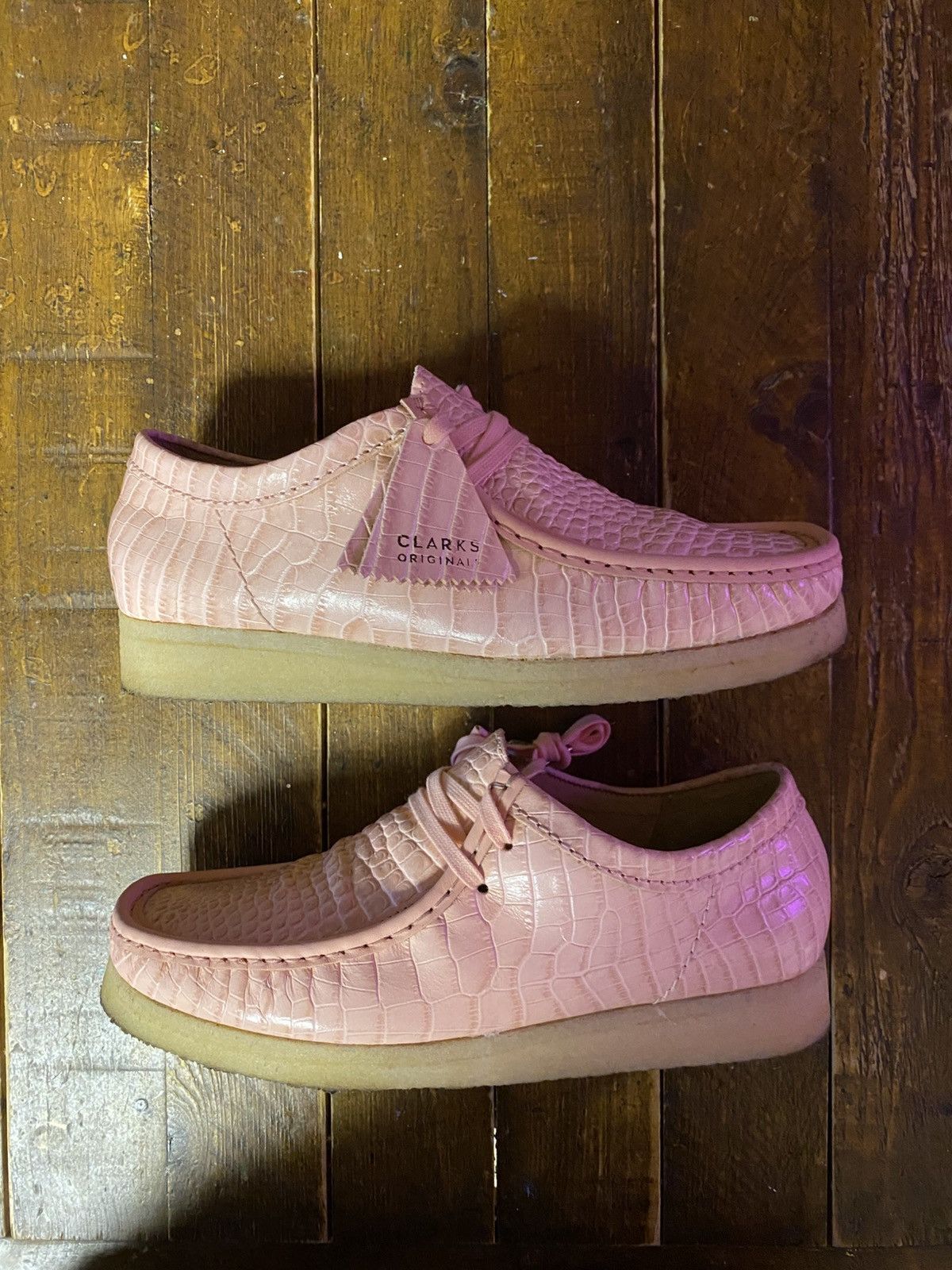 Clarks Clarks x Packer Shoes Wallabee “Light Pink Croc” Size US 8.5 / EU 41-42 - 2 Thumbnail