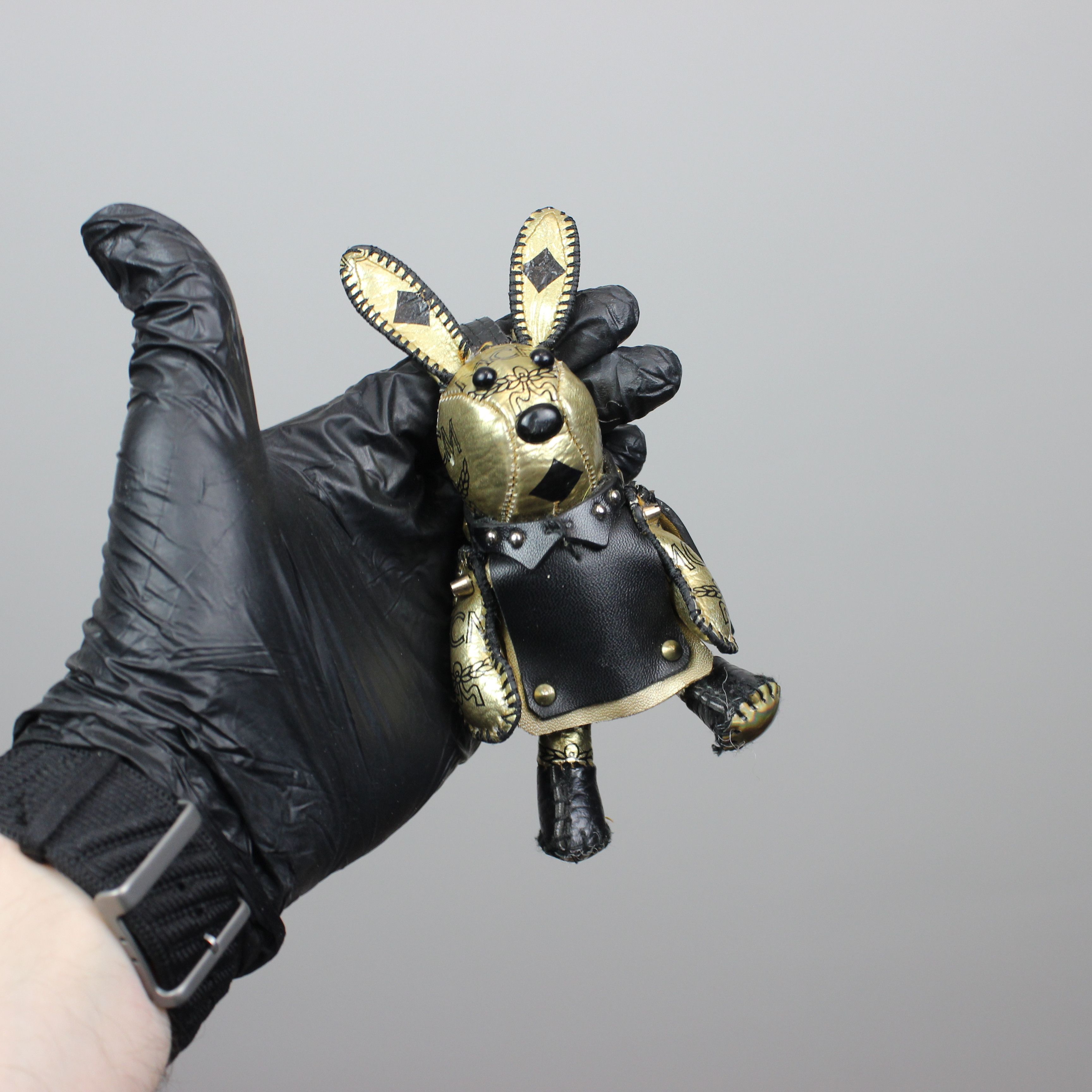 MCM MCM black gold rabbit toys leather monogram Size ONE SIZE - 2 Thumbnail