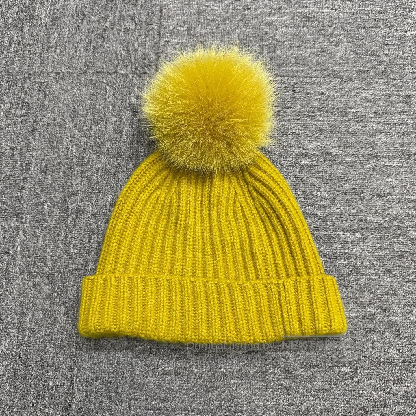 Loro Piana LORO PIANA Fox fur ornament; cashmere knit hat| Size ONE SIZE - 1 Thumbnail