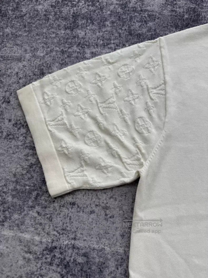 Louis Vuitton Louis Vuitton White arm embossed full print knitted short Size US XL / EU 56 / 4 - 7 Thumbnail