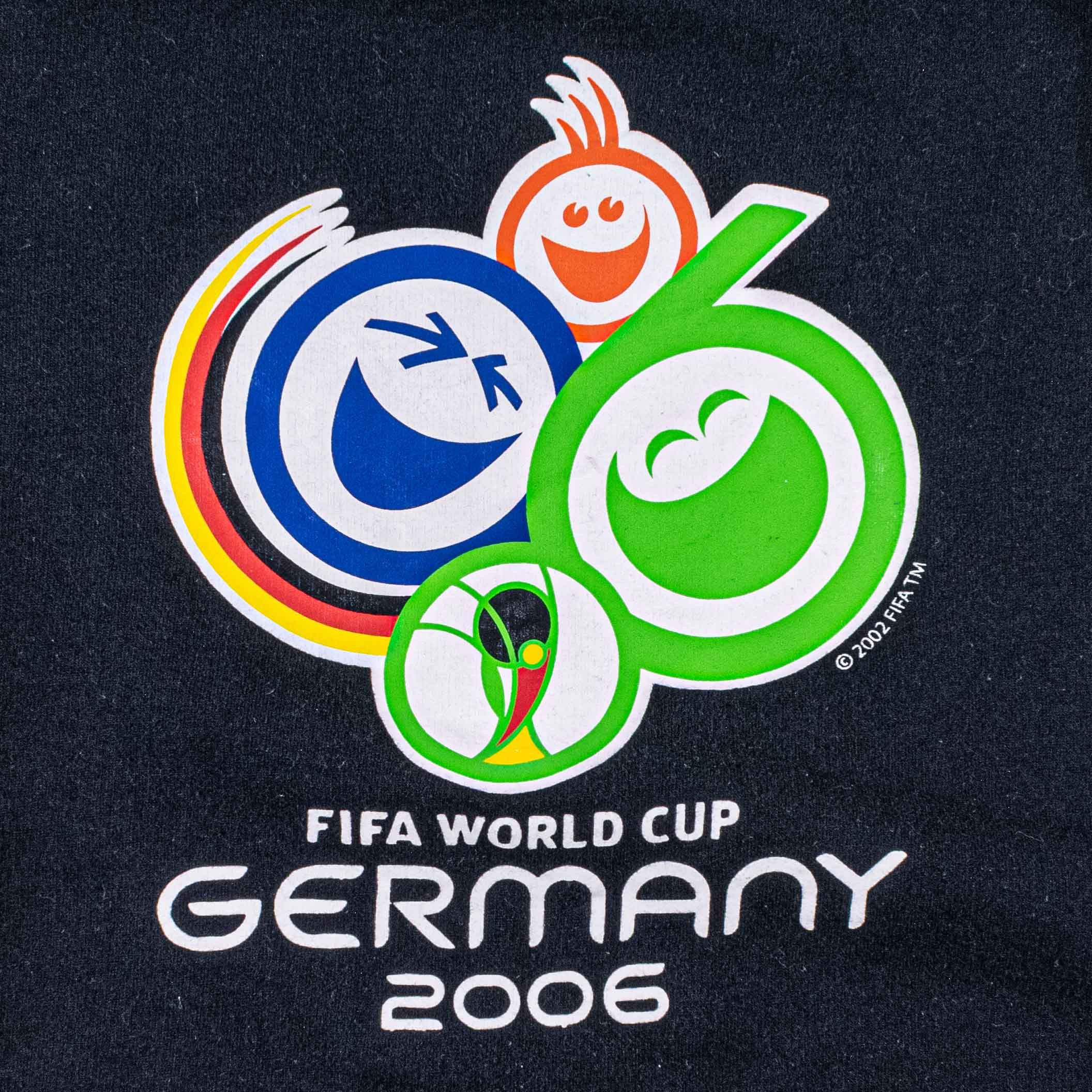 Vintage VTG 2006 FIFA World Cup Germany Sweatshirt Crewneck Soccer Size US XL / EU 56 / 4 - 5 Thumbnail
