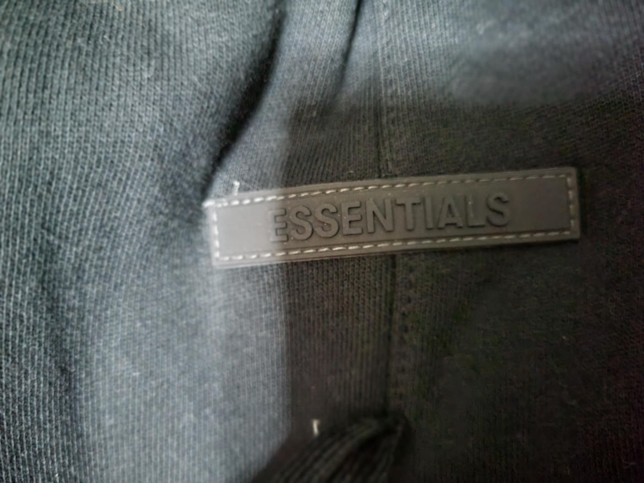 Fear of God sz S Fear of god essential black sweatpants Size US 30 / EU 46 - 12 Thumbnail