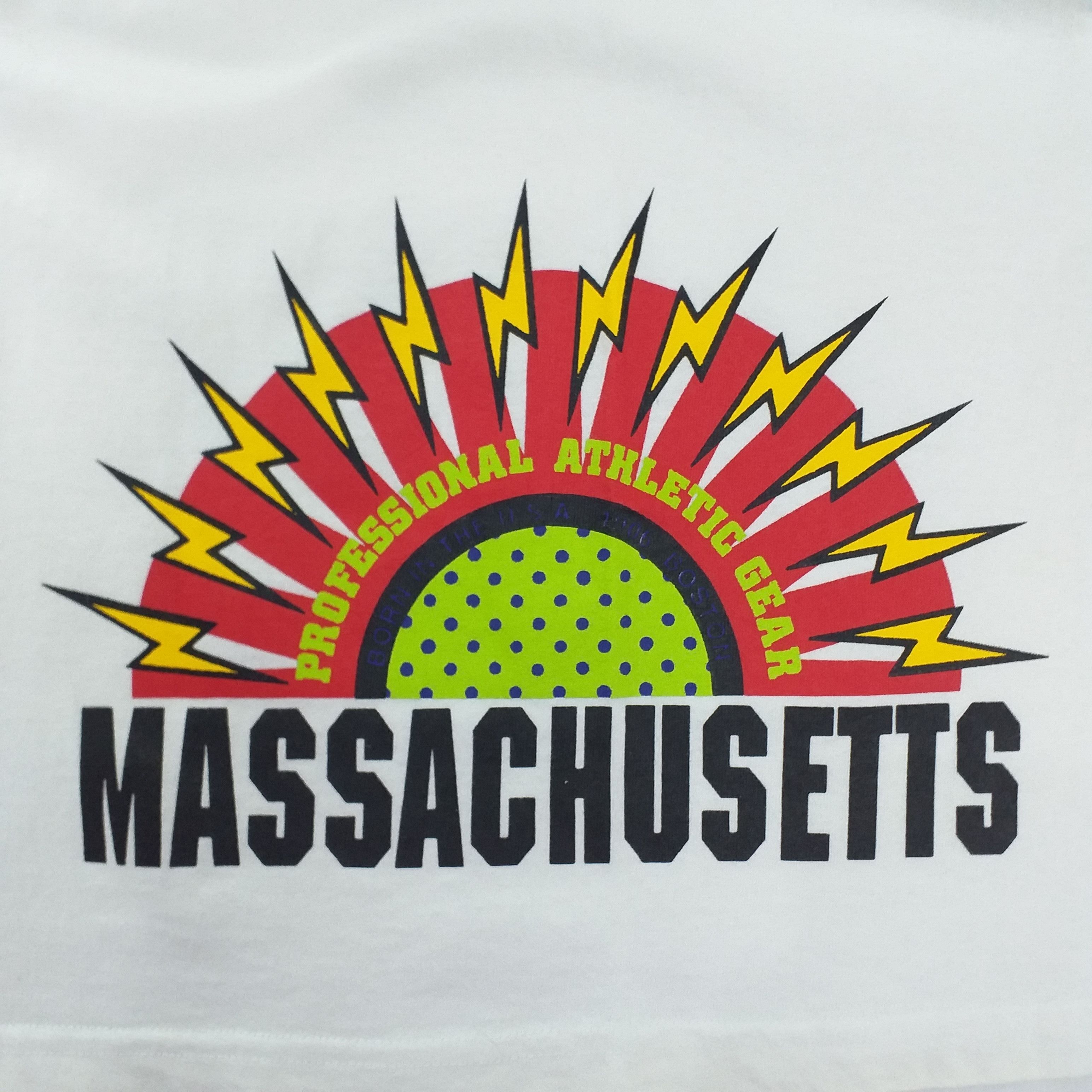 New Balance Vintage New Balance Boston U.S.A Large Tshirt -E104 Size US L / EU 52-54 / 3 - 6 Thumbnail