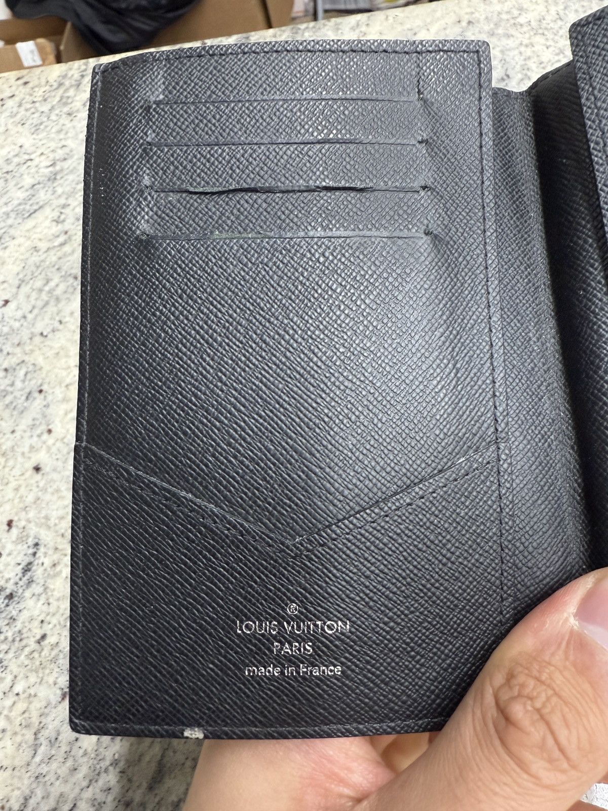 Louis Vuitton Louis Vuitton Damier Print Passport wallet Size ONE SIZE - 3 Thumbnail