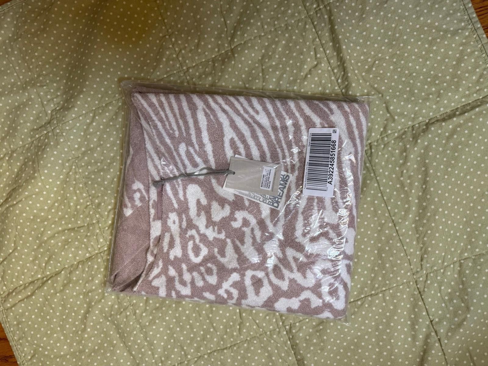 Other Barefoot Dreams CozyChic Lite Poncho Leopard Print Pink NWT Size ONE SIZE - 1 Preview