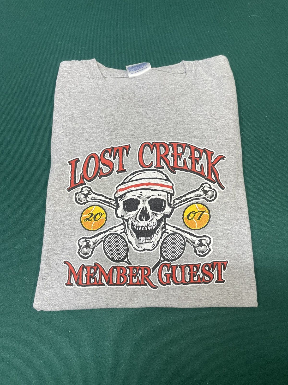 Hanes Lost Creek Member Guest Skull Tennis Tee – Vintage Size US L / EU 52-54 / 3 - 1 Thumbnail