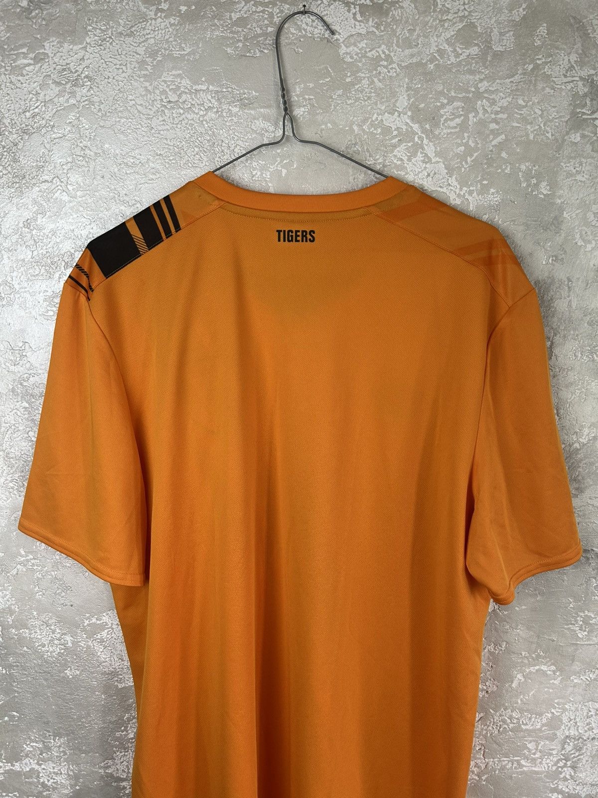 Umbro Umbro Hull City Tigers Football Jersey T-Shirt Size US XL / EU 56 / 4 - 7 Thumbnail