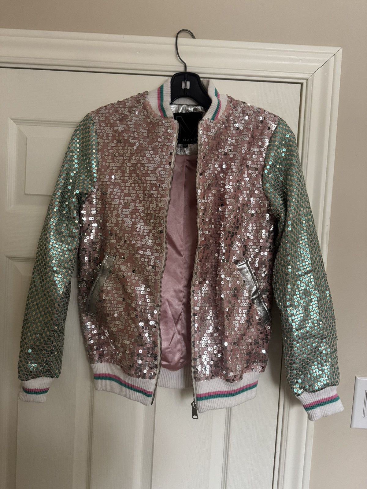 Other Sequin Designer Bomber Jacket in Pink and Green Unisex Size US XS / EU 42 / 0 - 1 Thumbnail