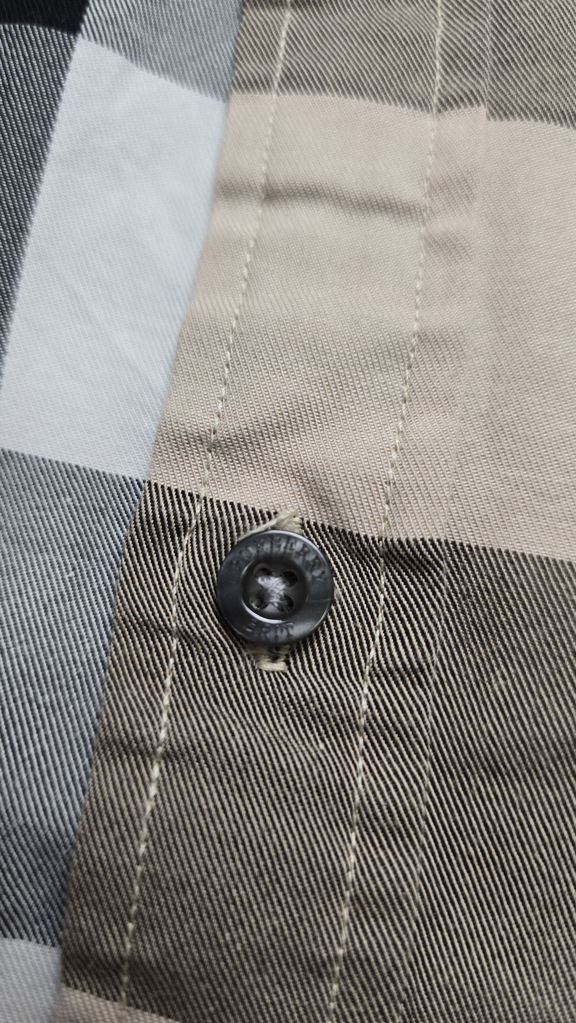 Burberry Burberry Nova Check Shirt Button Down Designer Luxury Size US XL / EU 56 / 4 - 12 Thumbnail