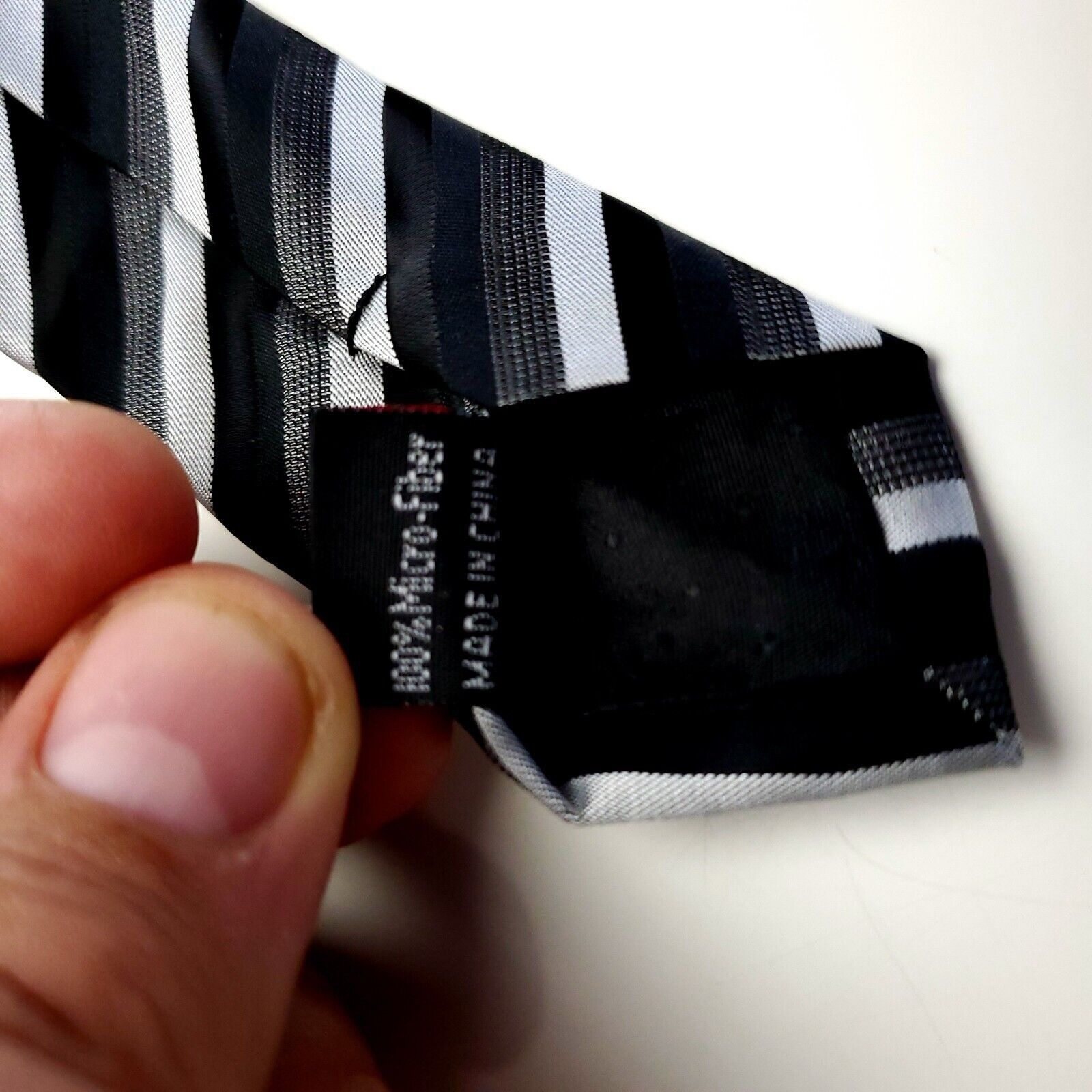 Designer NEW Q Brand Italy Black Gray Striped Woven Skinny Silk Tie Size ONE SIZE - 7 Thumbnail