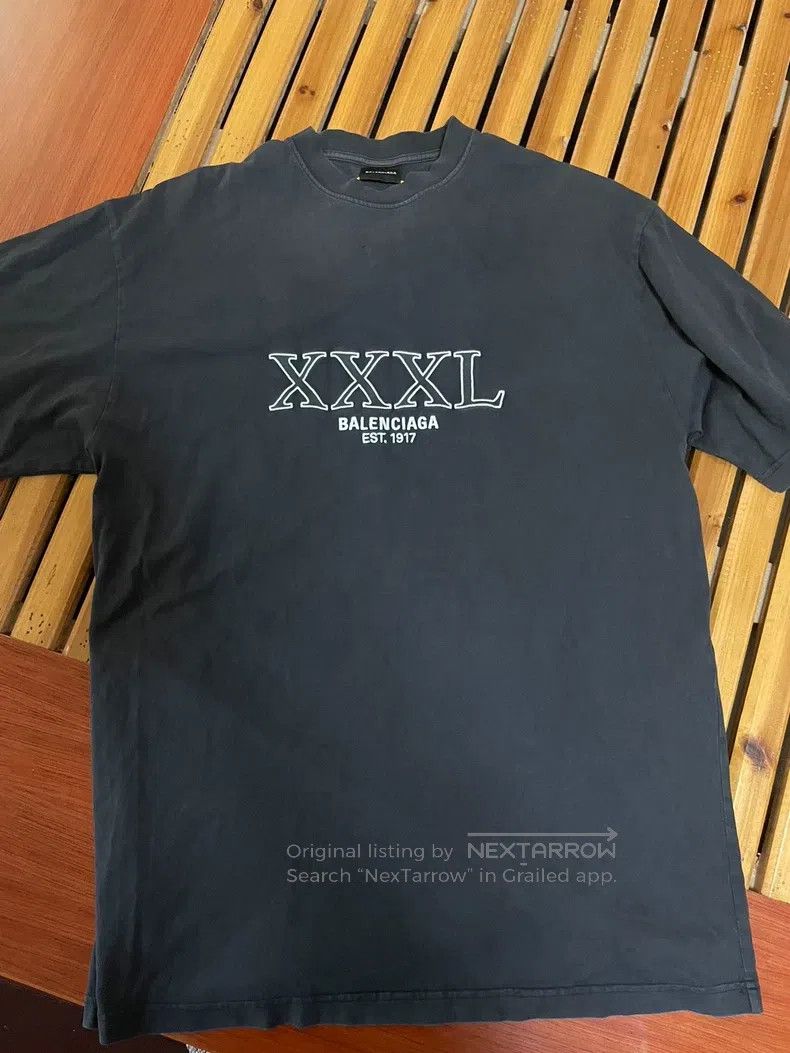 Balenciaga Balenciaga 3XL short-sleeved T-shirt Size US S / EU 44-46 / 1 - 1 Thumbnail