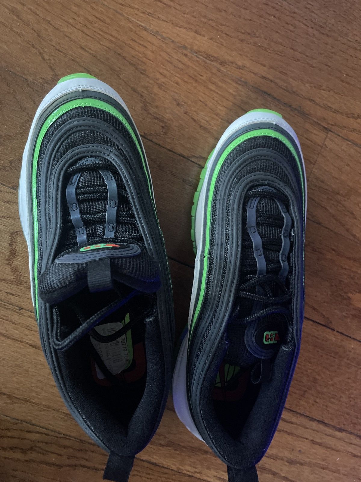 Nike Nike Airmax GS size 5. Size US 5 / EU 37 - 7 Thumbnail