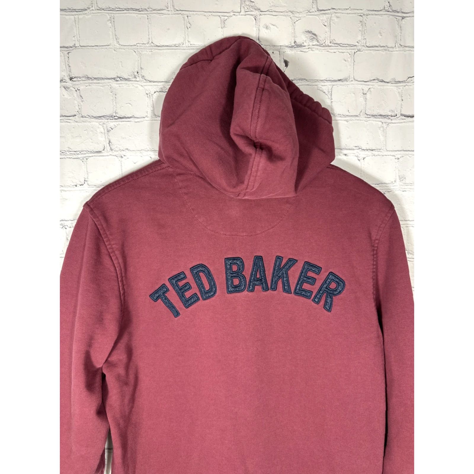 Ted Baker Ted Baker London Men's Burgundy Hoodie Spellout Full Zip Activewear Jacket L Red Size US L / EU 52-54 / 3 - 2 Thumbnail