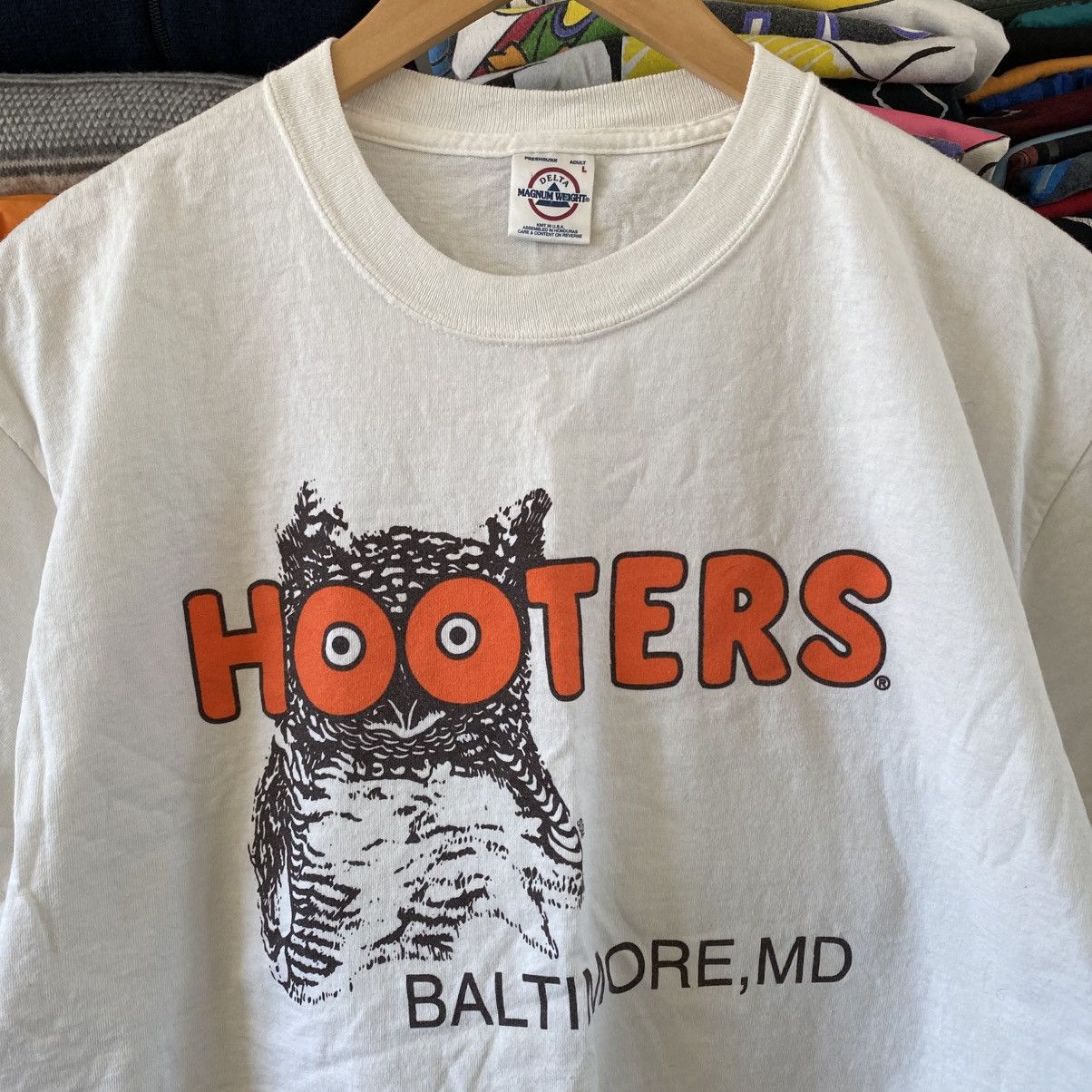 Hanes Vintage Hooters Baltimore Maryland Double Sided T-Shirt 90s Size US L / EU 52-54 / 3 - 2 Thumbnail