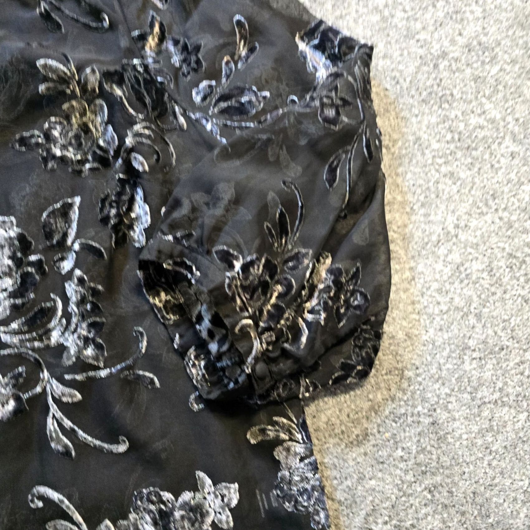 Torrid Torrid Top Womens 0X Black Floral Velvet Burnout Sheer 3/4 Sleeve Casual Blouse Size XL / US 12-14 / IT 48-50 - 4 Thumbnail