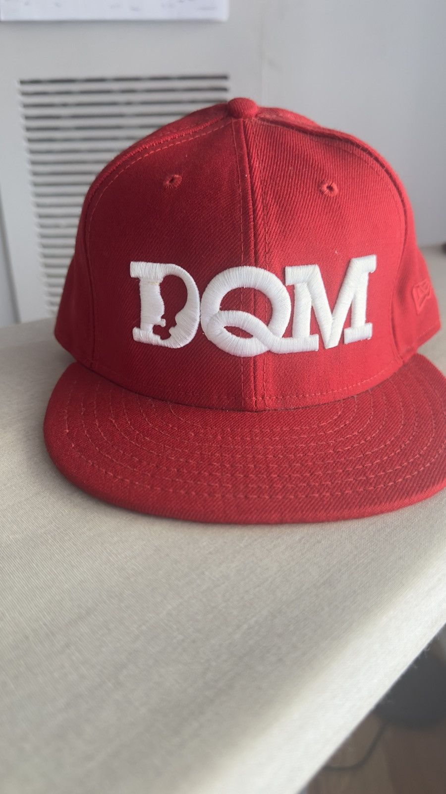 DQM DQM New Era 7 1/2 used Size ONE SIZE - 3 Thumbnail