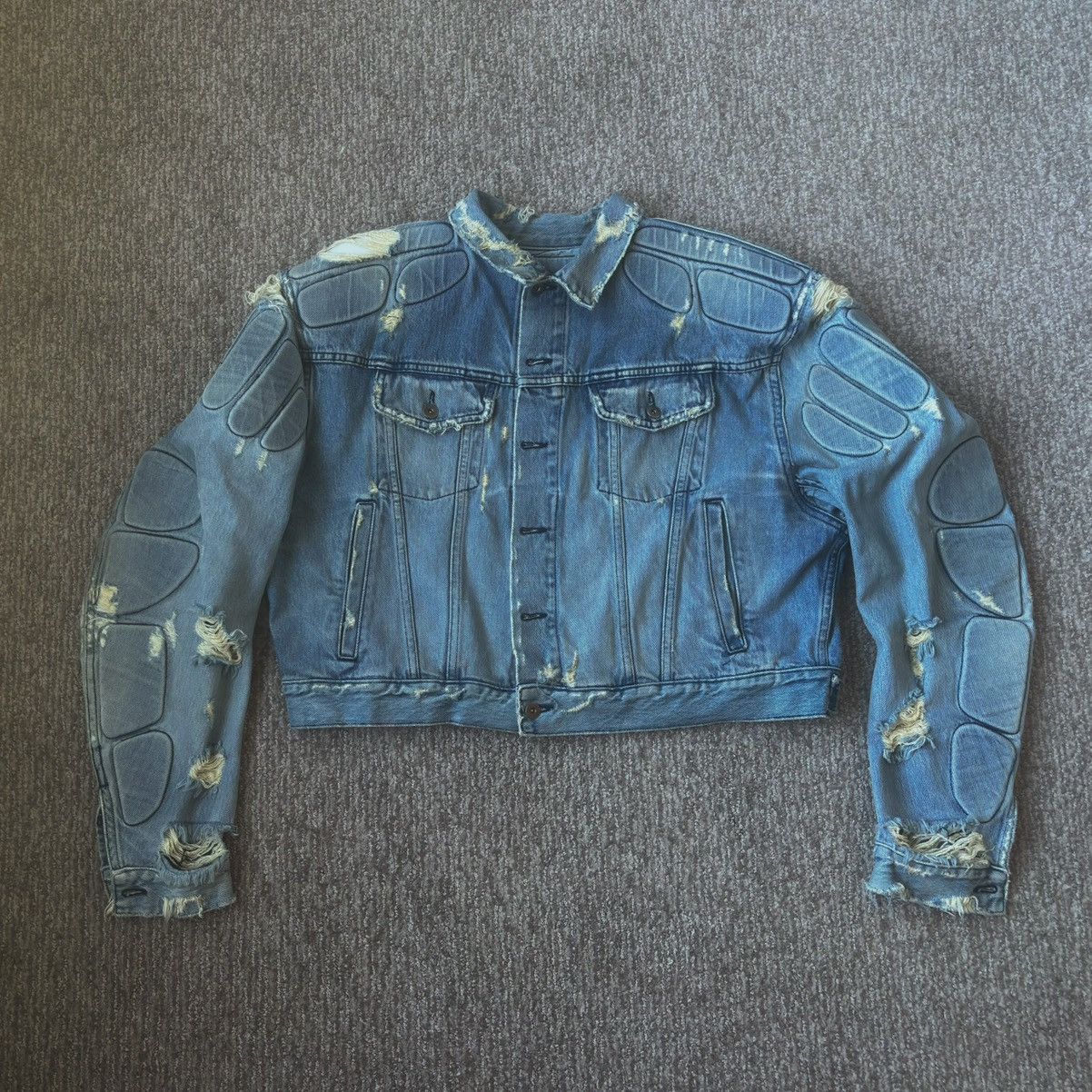 Balenciaga × Gap × Yeezy Prototype Padded Denim Jacket Size US M / EU 48-50 / 2 - 1 Thumbnail