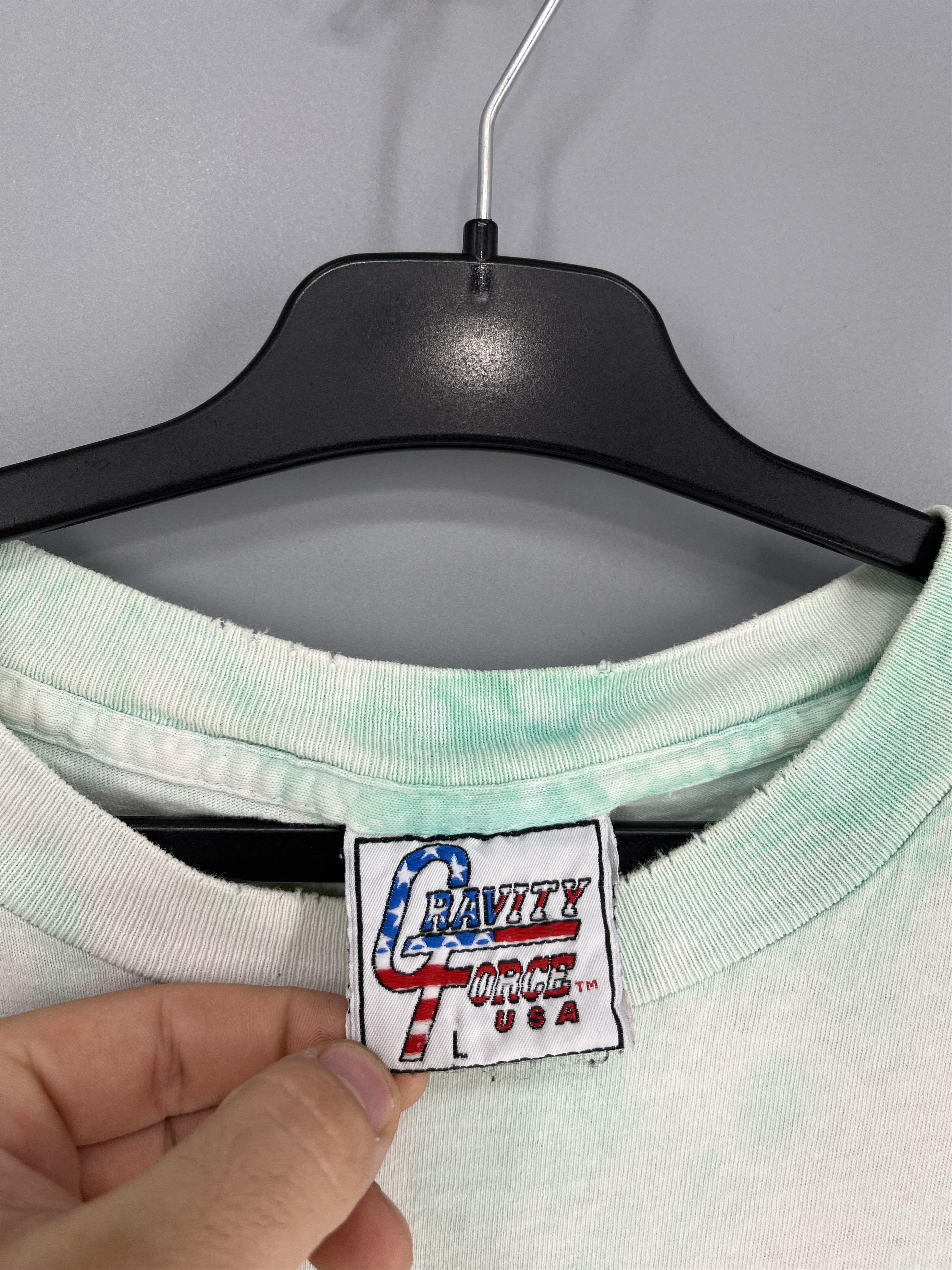 Vintage Vintage 90s Gravity Force Big Logo Full Print Tie-Dye Shirt Size US L / EU 52-54 / 3 - 9 Thumbnail