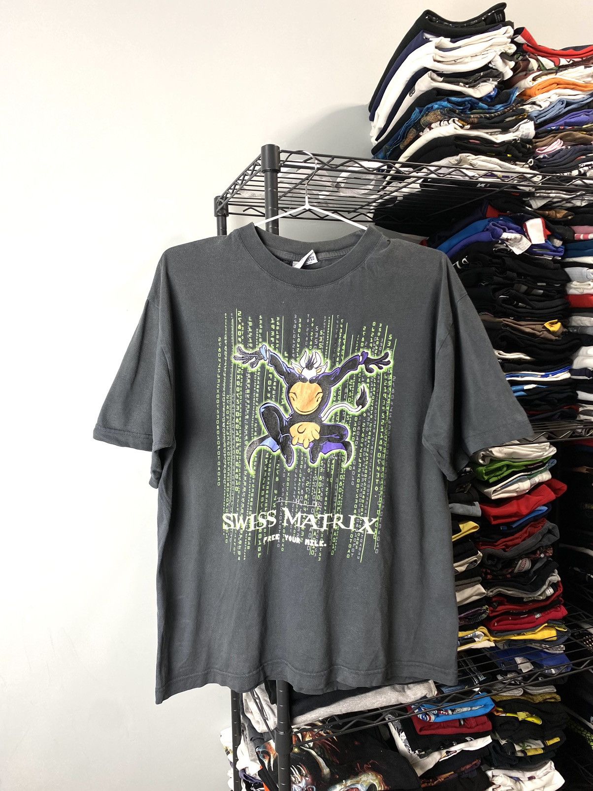 Vintage 00’s Vintage Matrix Cow Funny T Shirt Art Humor Y2K Hype Size US M / EU 48-50 / 2 - 1 Thumbnail