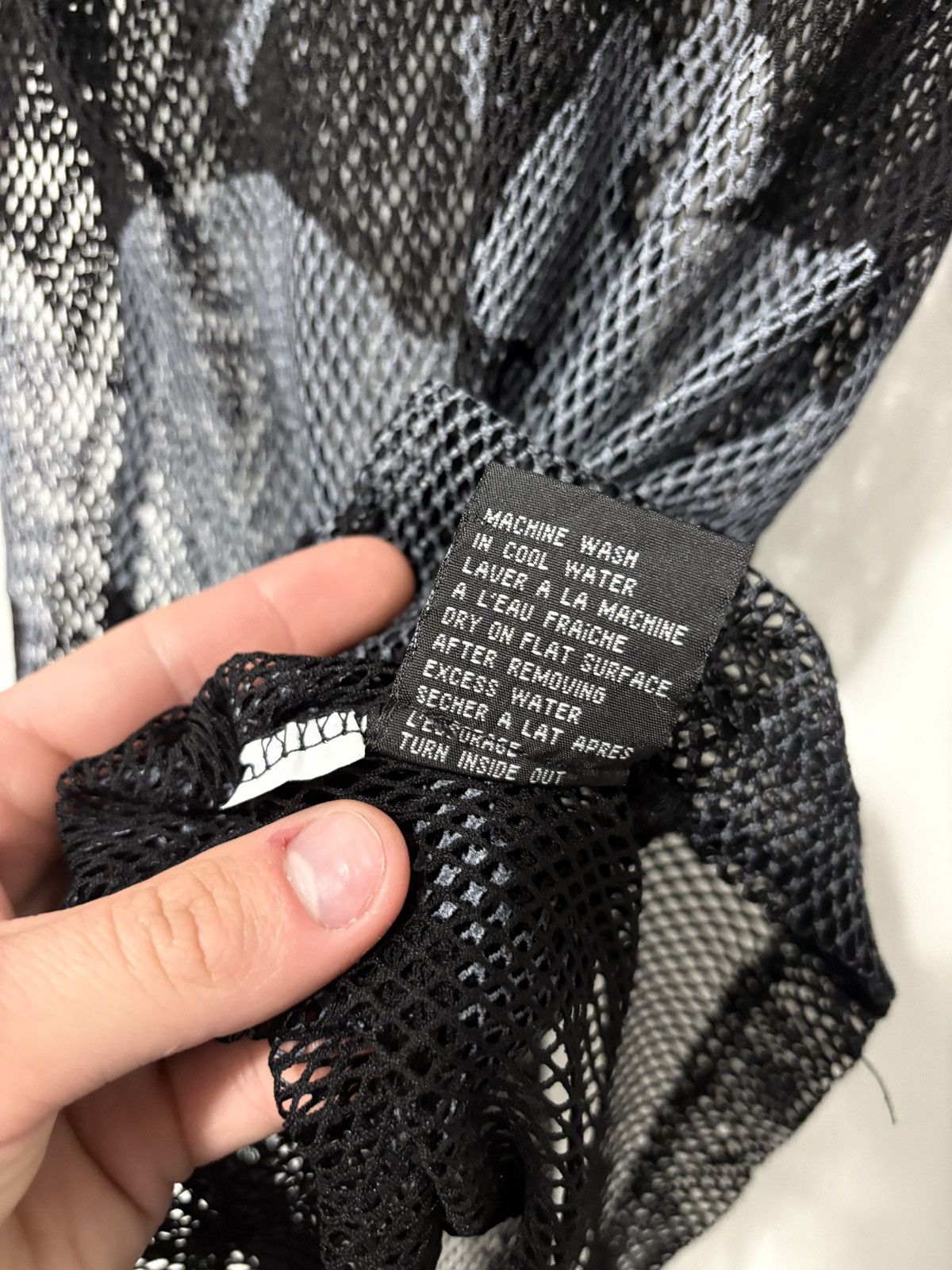 Tripp NYC × Vintage Daang Goodman Tripp NYC Man skull & crossbones fishnet shirt Size US M / EU 48-50 / 2 - 11 Thumbnail