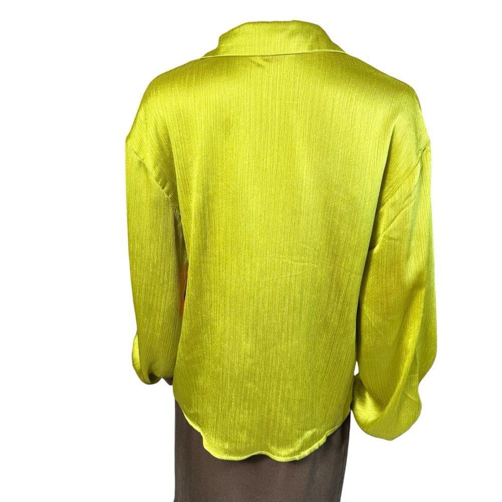 Vince Camuto NWT New Vince Camuto Lime Green Long Sleeve Blouse Size L Size L / US 10 / IT 46 - 4 Thumbnail