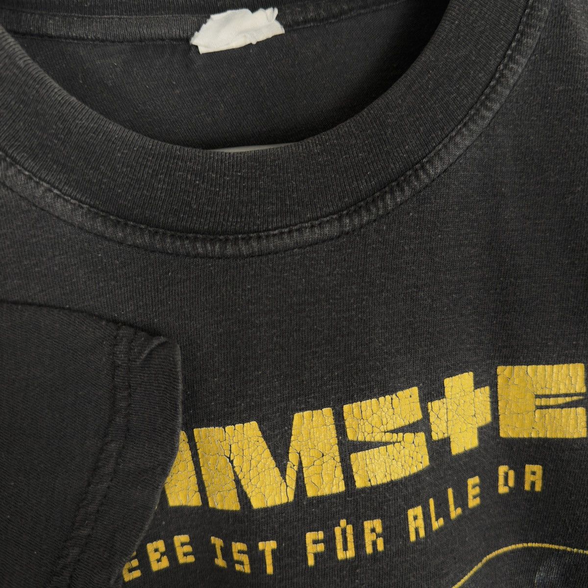 Band Tees Vintage Rammstein Liebe Ist Fur Alle Da Metal Band T Shirt Size US L / EU 52-54 / 3 - 3 Thumbnail