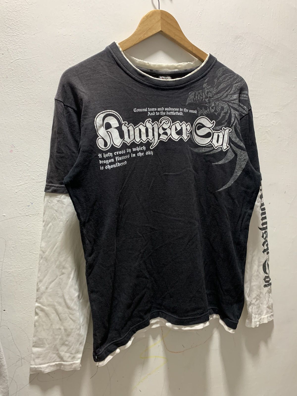 If Six Was Nine Beaumere Guardian Gae Bold Dragon poem Distressed Shirt Size US M / EU 48-50 / 2 - 8 Thumbnail