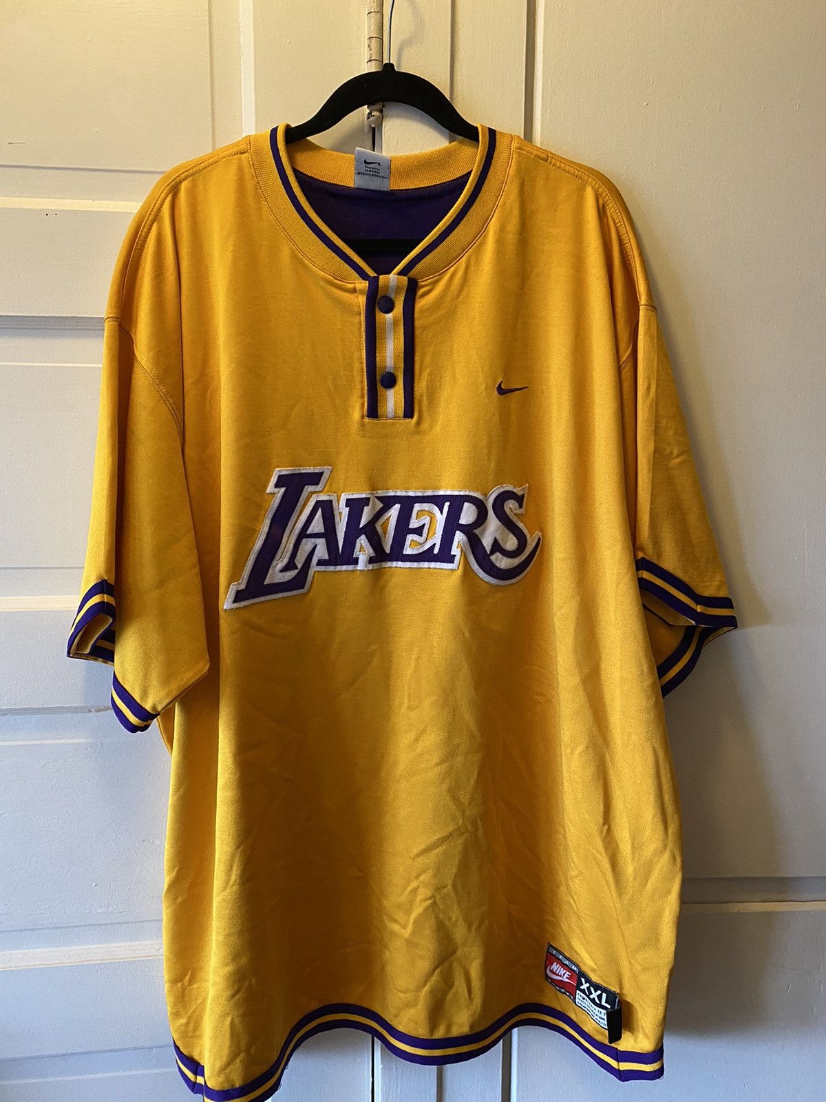 image of Vintage Nike Lakers Jersey in Yellow, Men's (Size 2XL)