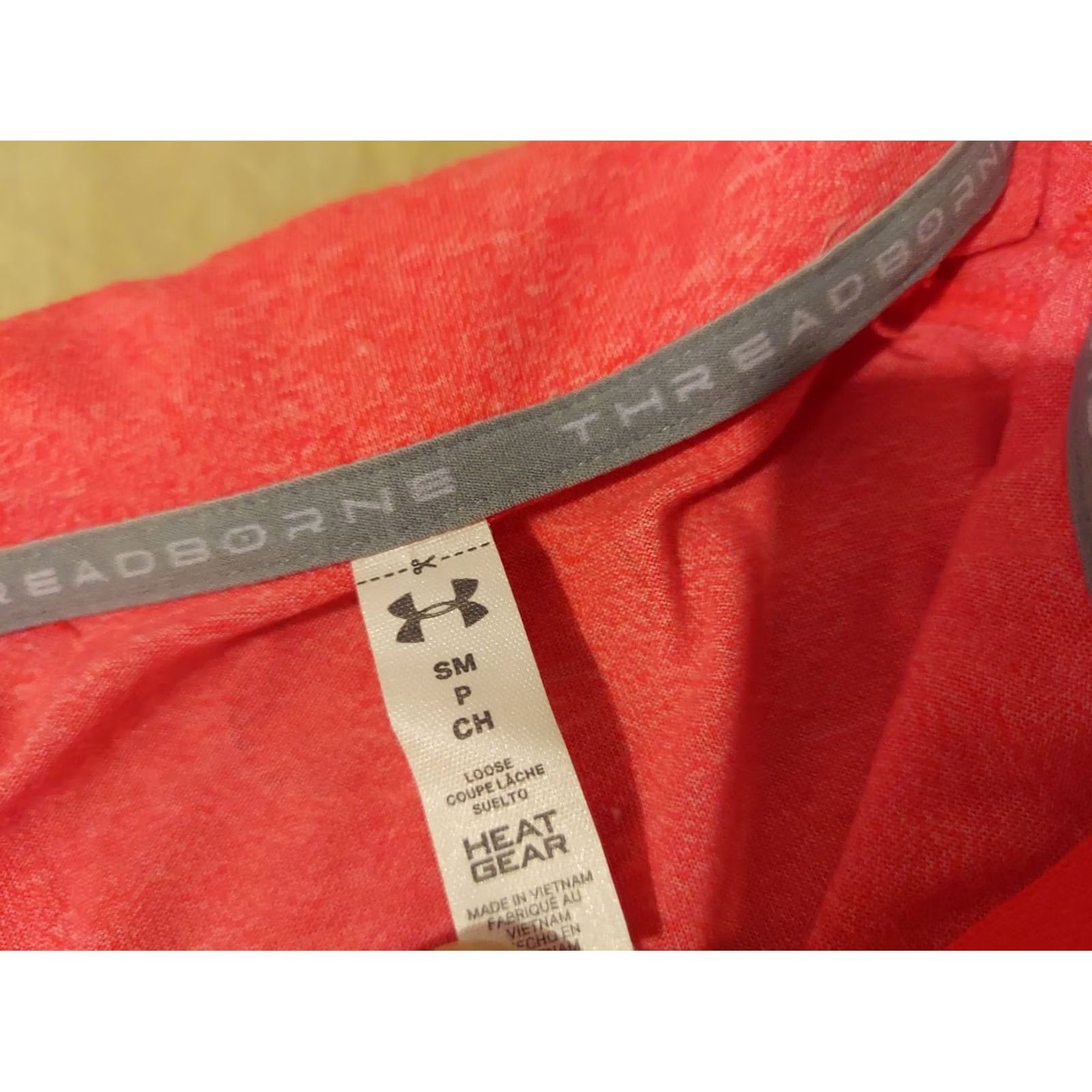 Under Armour Womens Under Armour Shirt S Small Orange Athletic Workout Long Sleeve Size S / US 4 / IT 40 - 4 Thumbnail