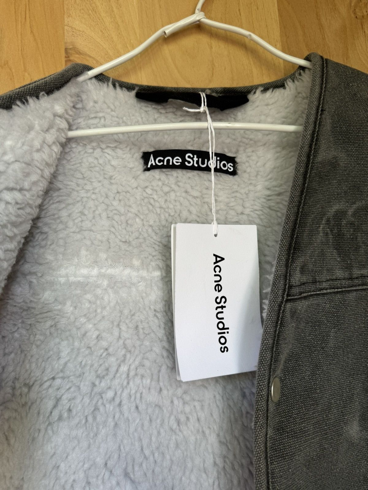 Acne Studios Acne Studios Distressed Denim Vest NWT Size US L / EU 52-54 / 3 - 6 Thumbnail