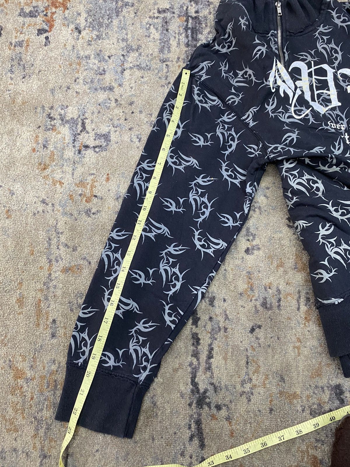 Le Grande Bleu (L.G.B.) Undefined Qnatro-Q tribal sweater zip up ifsxstyle lgb Size US M / EU 48-50 / 2 - 13 Thumbnail