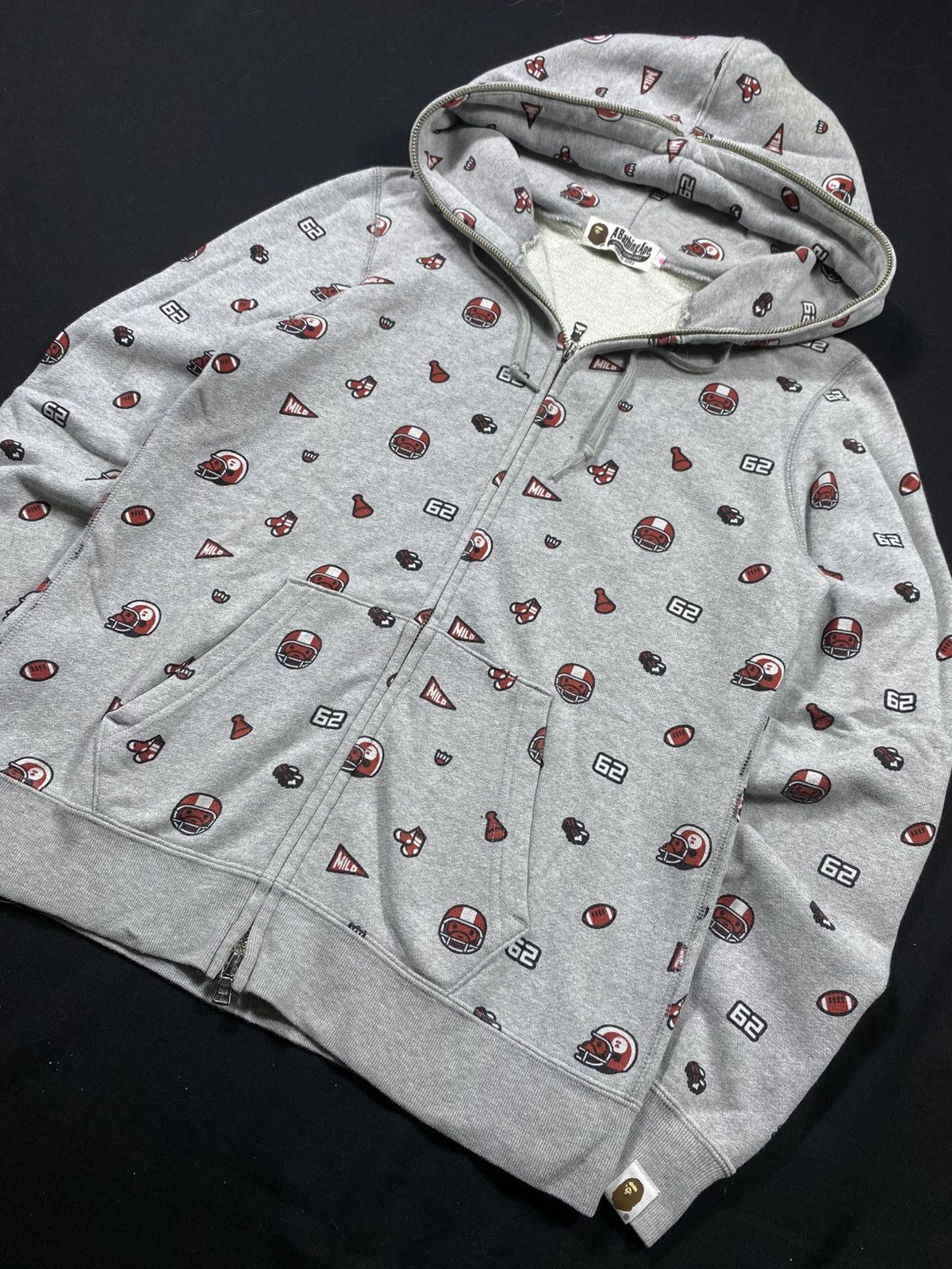 Bape A BATHING APE MLB FULL PRINT ZIP UP HOODIE Size XS / US 0-2 / IT 36-38 - 3 Thumbnail