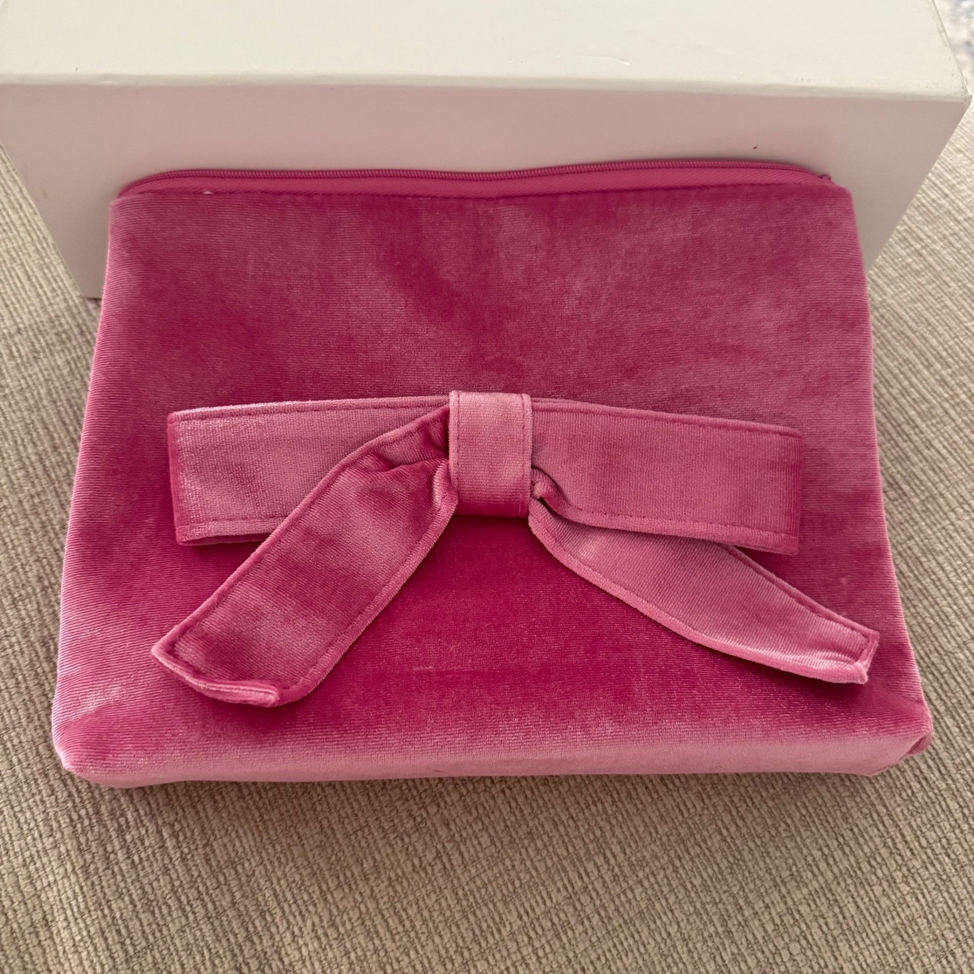 Other NWOT Ulta Pink Velvet Cosmetic Pouch With Bow Design & Zippe Size ONE SIZE - 1 Thumbnail