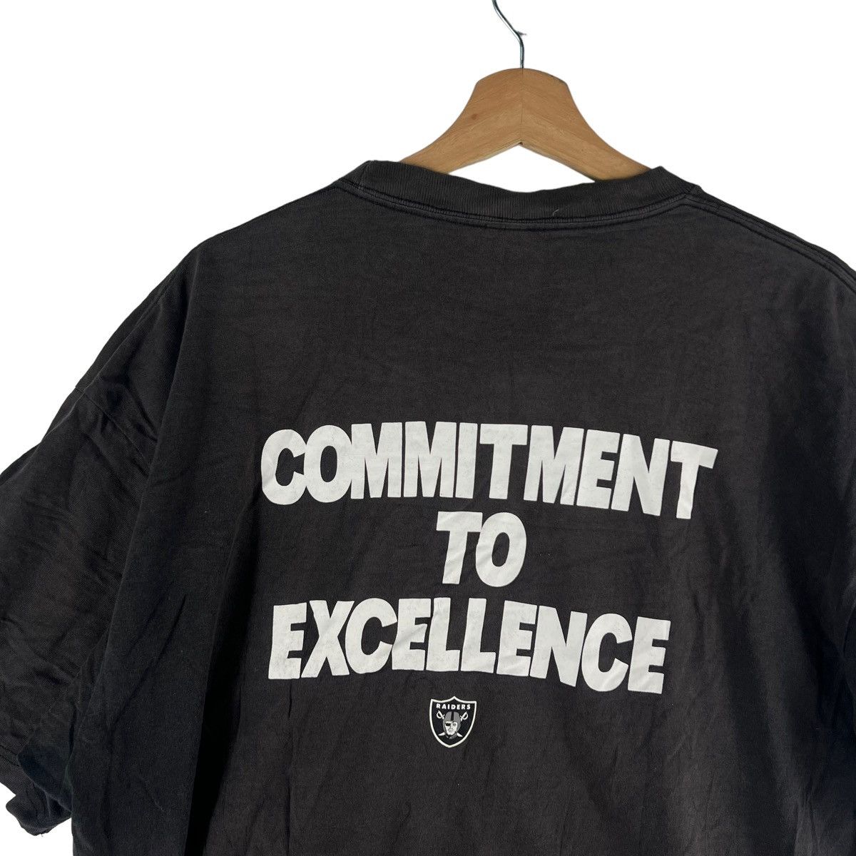 NFL 🔥90’s Vtg NFL Raiders T-Shirt Big Logo Size US L / EU 52-54 / 3 - 9 Thumbnail
