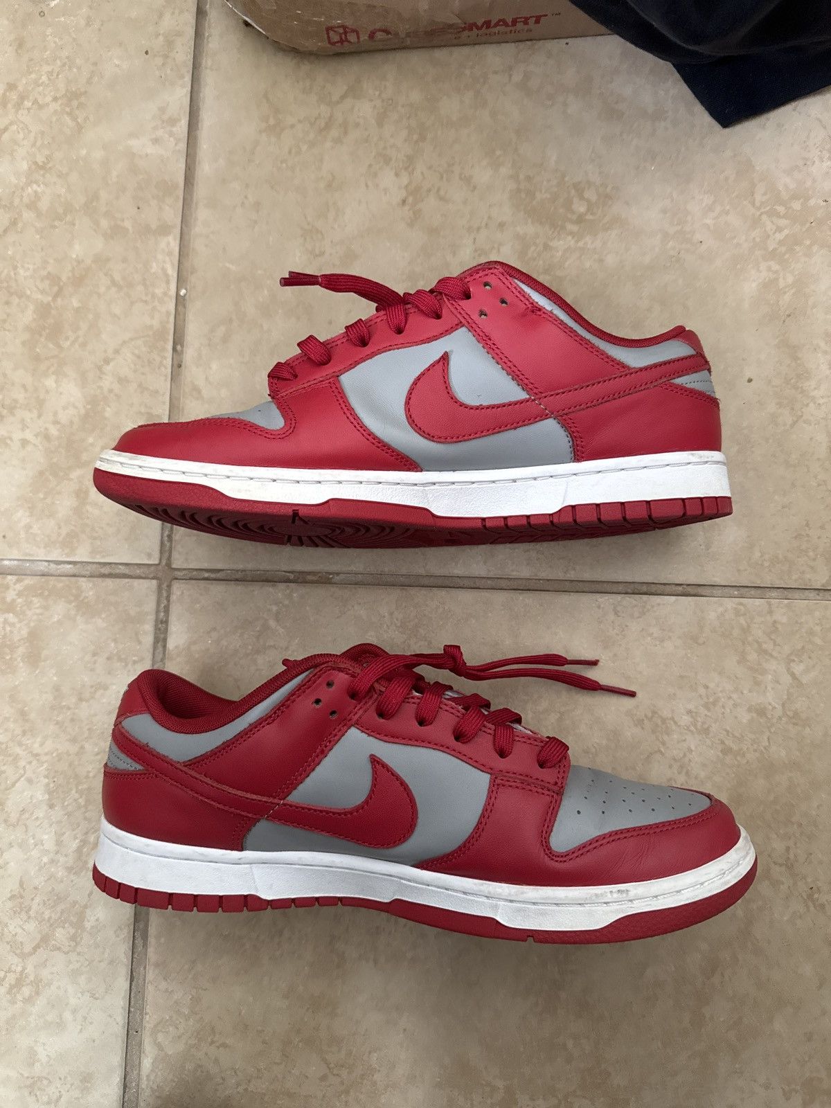 Nike UNLV red dunk lows Size US 11 / EU 44 - 6 Thumbnail