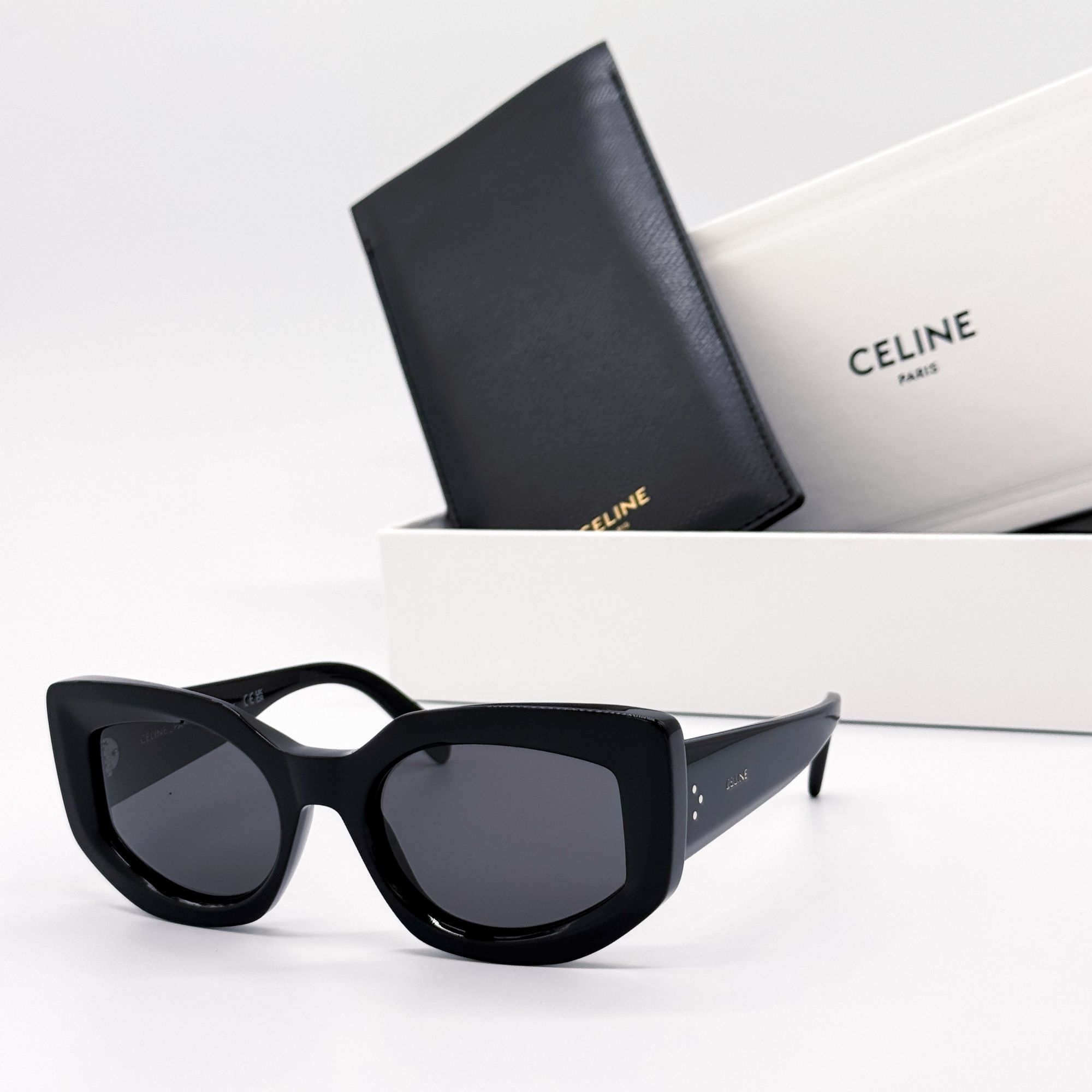 Celine NEW CELINE SUNGLASSES CL40277I 01A BLACK WOMEN EYEWEAR Size ONE SIZE - 1 Thumbnail