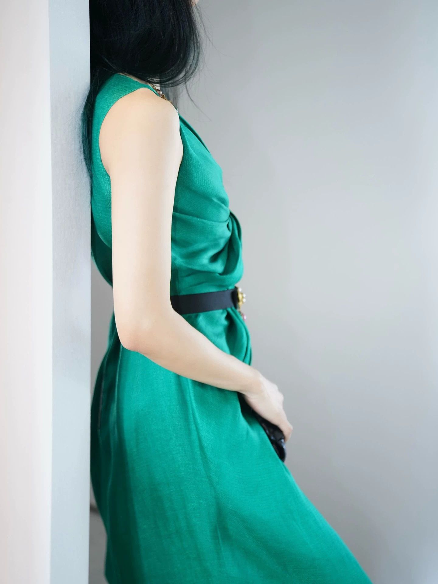Lanvin Lanvin 2009 Vintage Silk Linen Green Knot Deep V Dress Fr38 Size S / US 4 / IT 40 - 9 Thumbnail