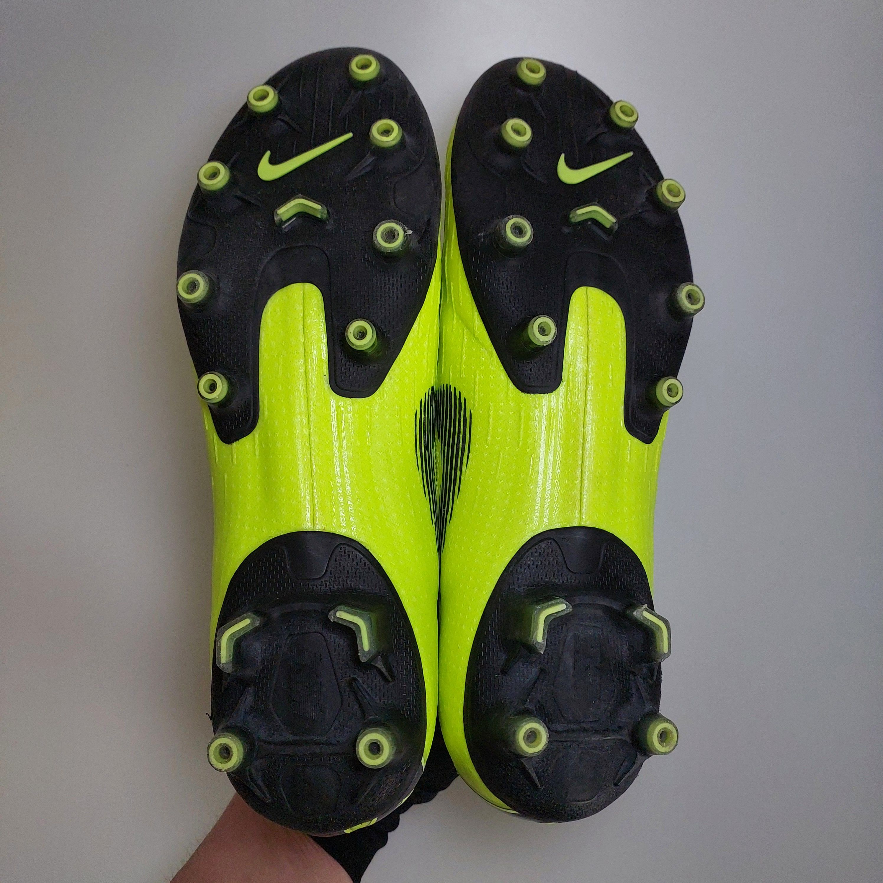 Nike Mercurial Vapor 12 Elite AG-PRO AH7379-701 US10 UK9 28CM Size US 10 / EU 43 - 9 Thumbnail