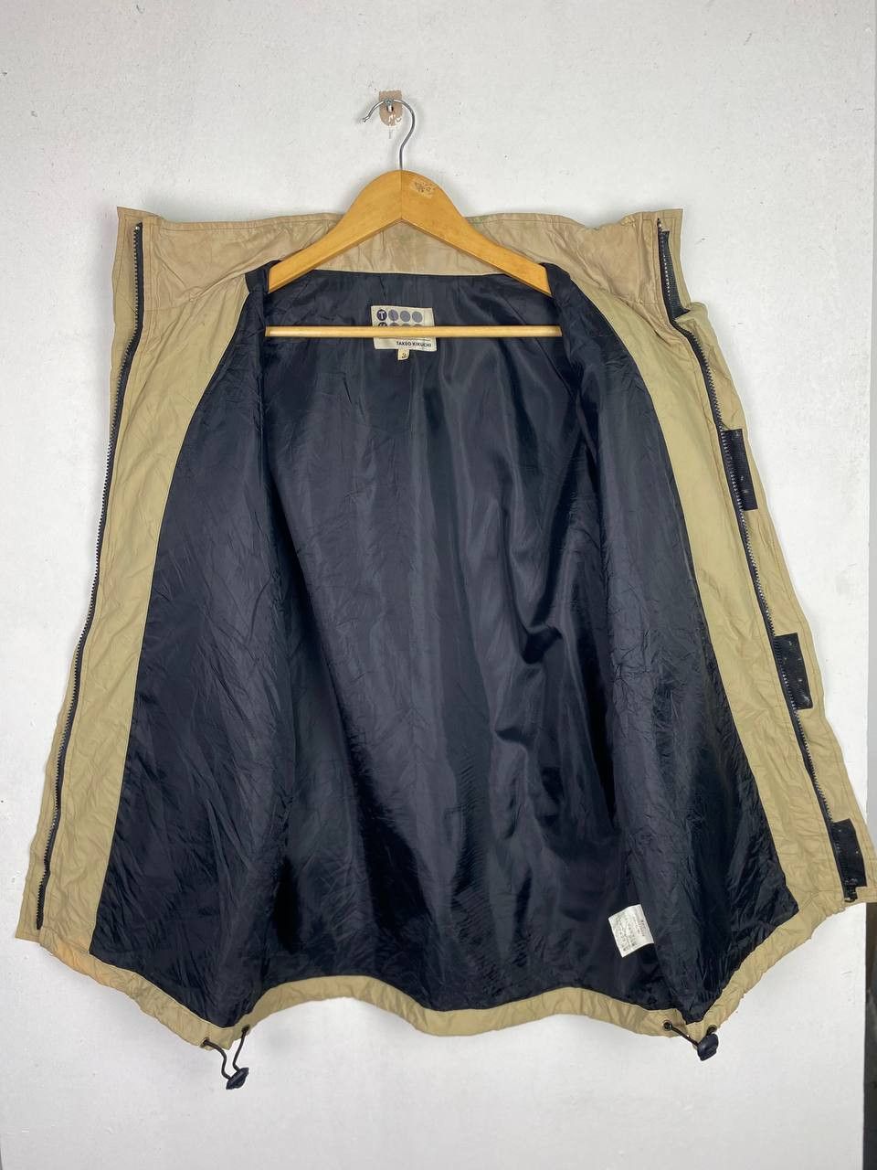 Takeo Kikuchi takeo kikuchi waterproof jacket insulated lining Size US L / EU 52-54 / 3 - 7 Thumbnail
