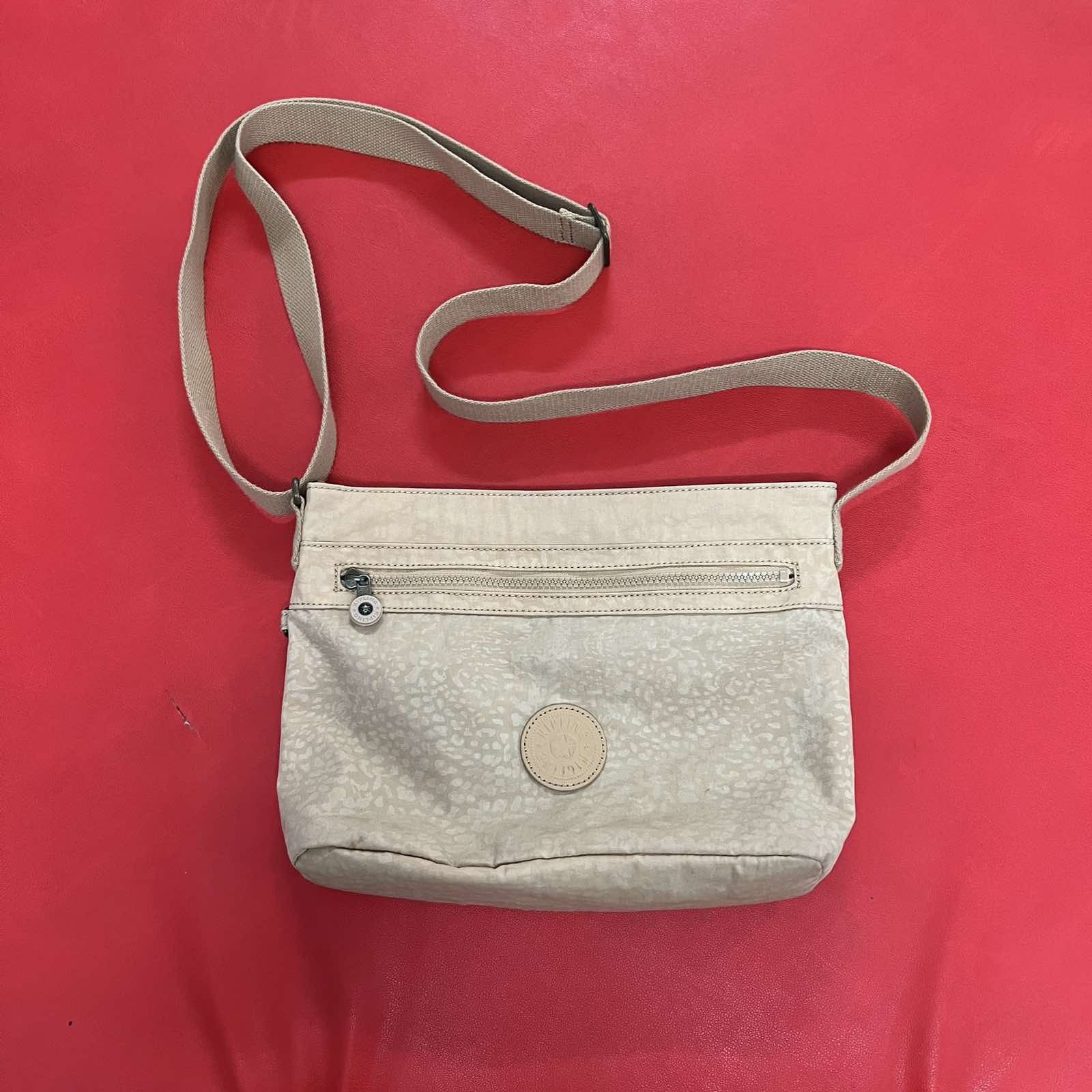 Japanese Brand × Other Vintage Kipling Bag Y2K American Wear Casual Style Size ONE SIZE - 1 Thumbnail