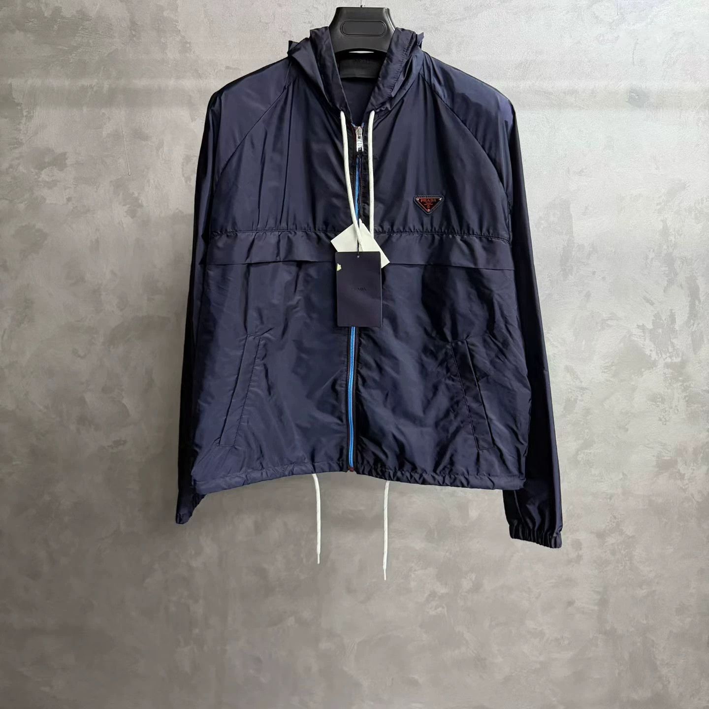 Prada prada blue sport hooded jacket short style Size US L / EU 52-54 / 3 - 1 Thumbnail