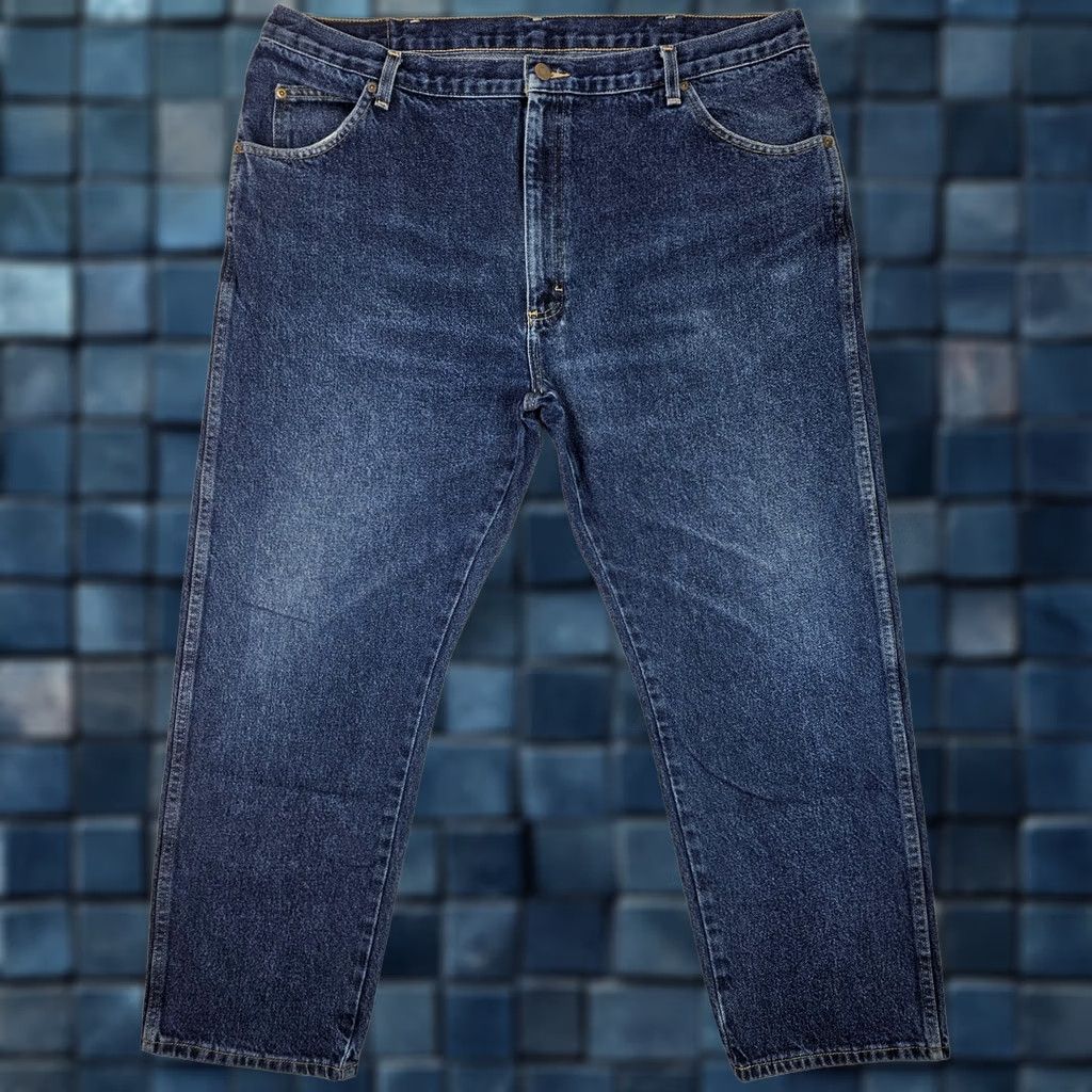 Wrangler Wrangler Jeans Regular Fit Straight Blue 40x29 Men EUC Denim Cotton 5-Pocket Wrangler Brand Jeans Size US 40 / EU 56 - 1 Thumbnail
