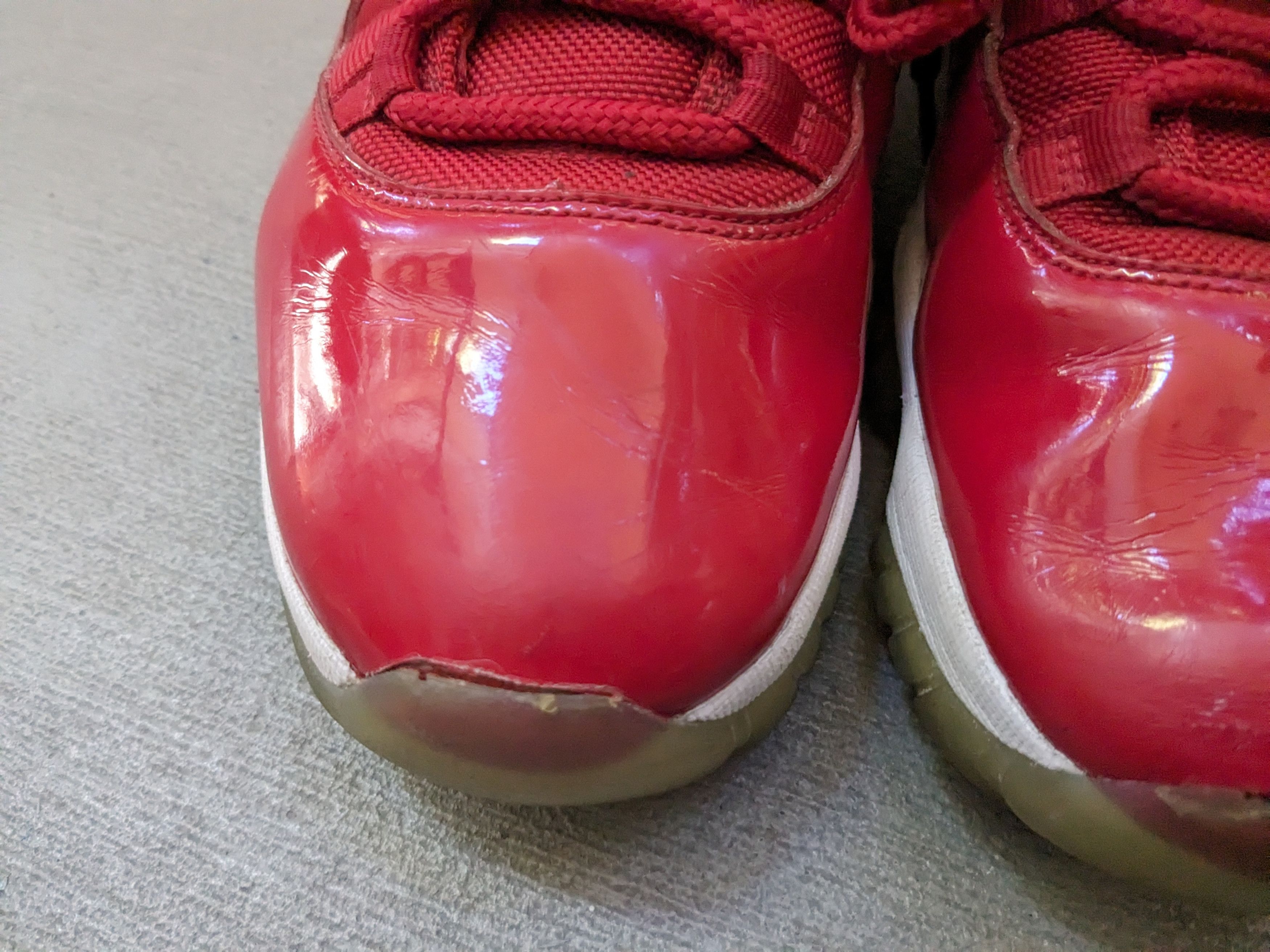 Jordan Brand Nike Air Jordan 11 Retro Win Like 96 Size 11 Red White Size US 11 / EU 44 - 3 Thumbnail
