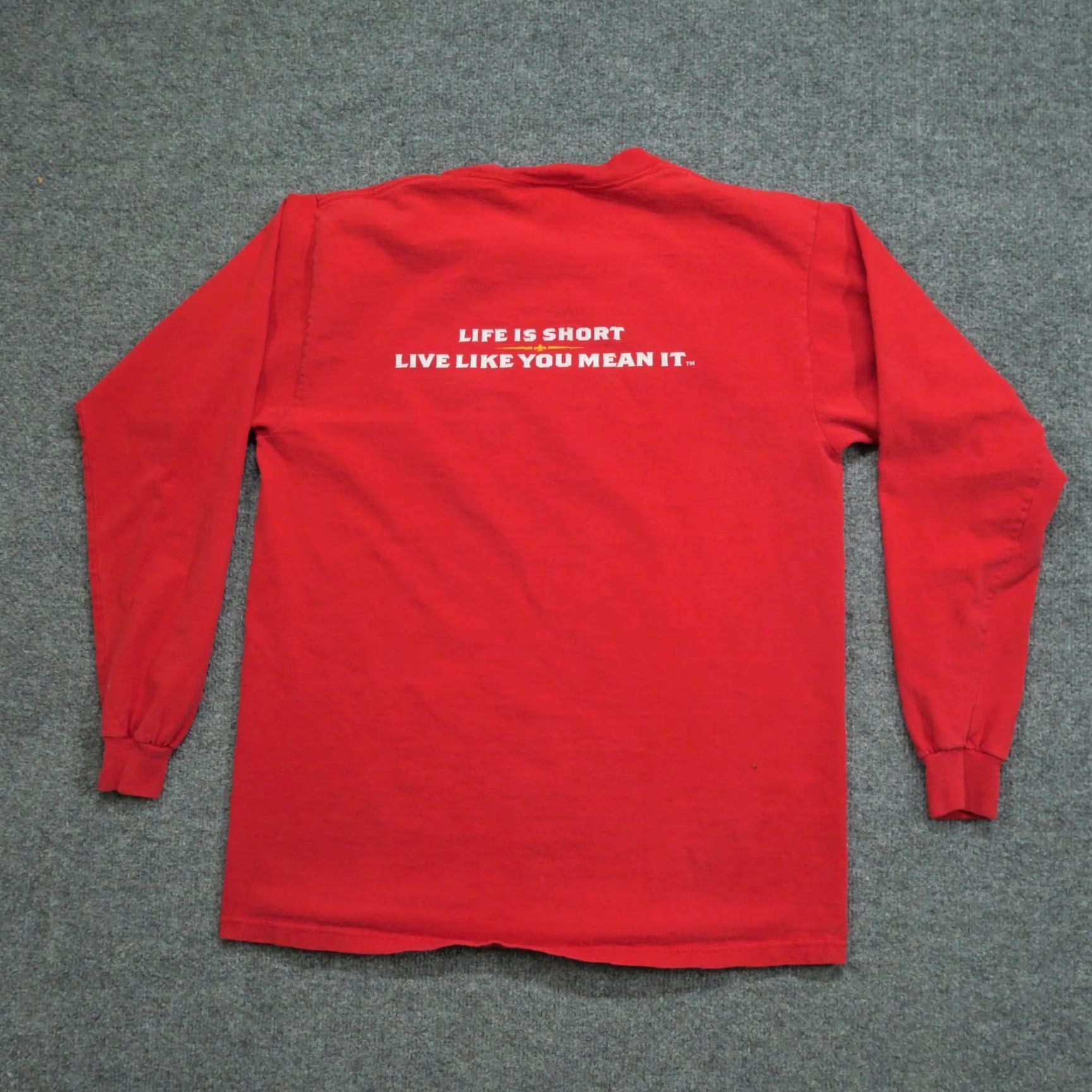 Vintage VINTAGE Bacardi Mens T-Shirt Shirt Regular Crew Neck Long Sleeve Red Cotton Logo 90s Art Size US M / EU 48-50 / 2 - 7 Thumbnail
