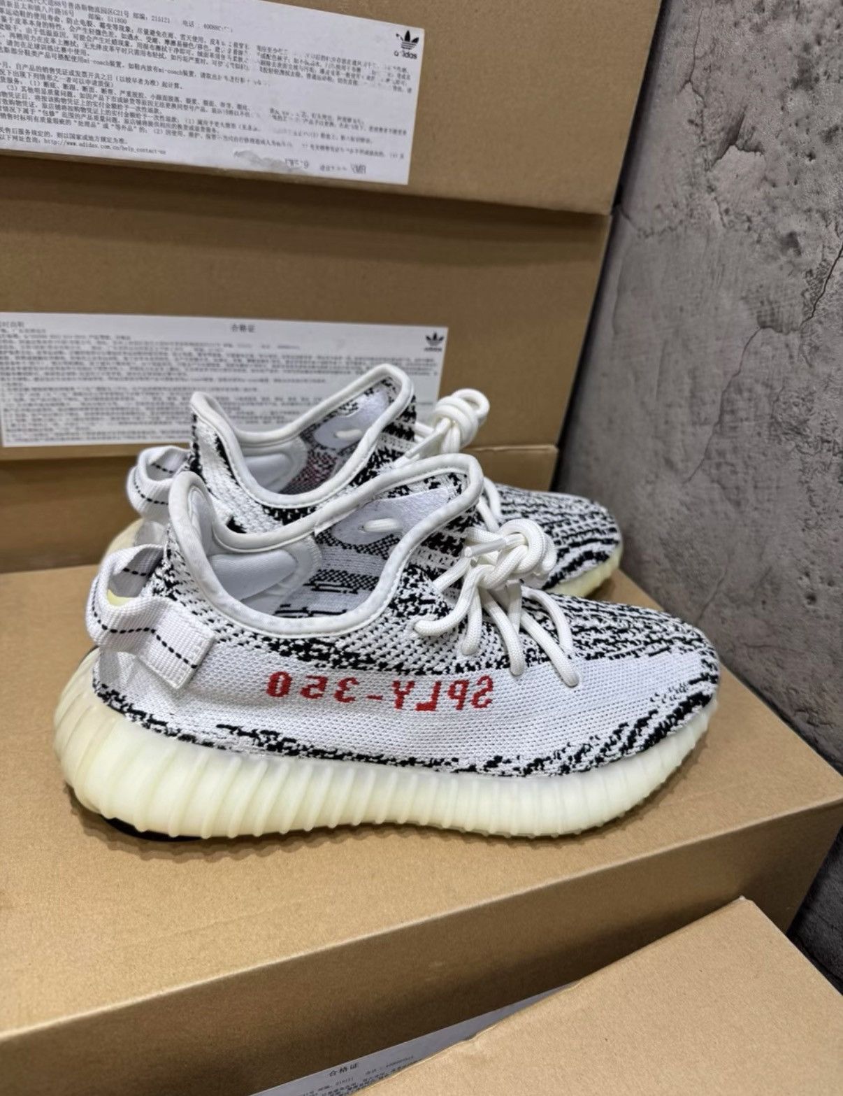 Adidas Adidas Yeezy 350 Zebra, 2020 Version, Style Code CP9654 K37 Size US 8 / IT 38 - 3 Thumbnail