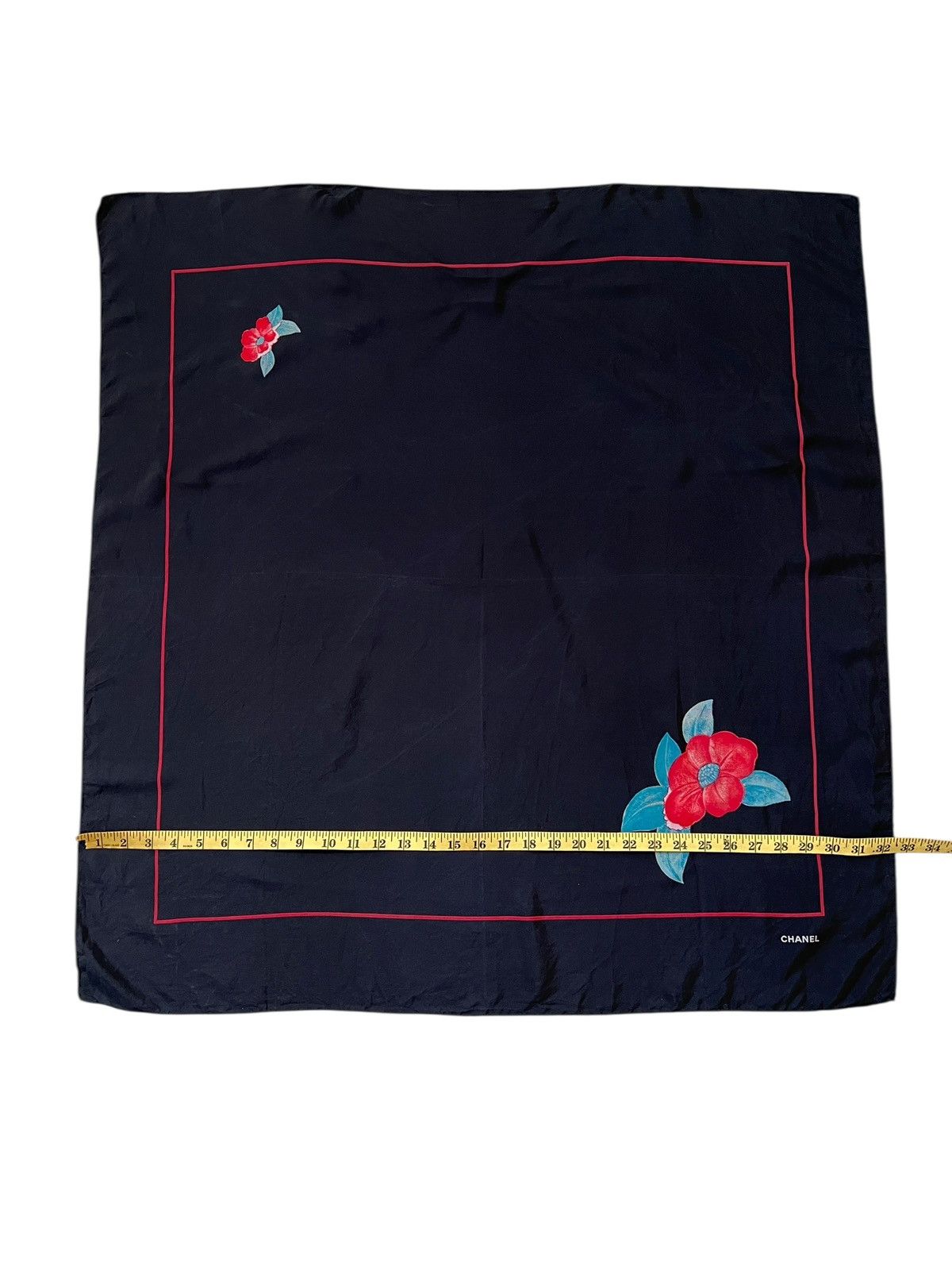 Chanel Vintage Chanel Silk Scarf Size ONE SIZE - 5 Thumbnail