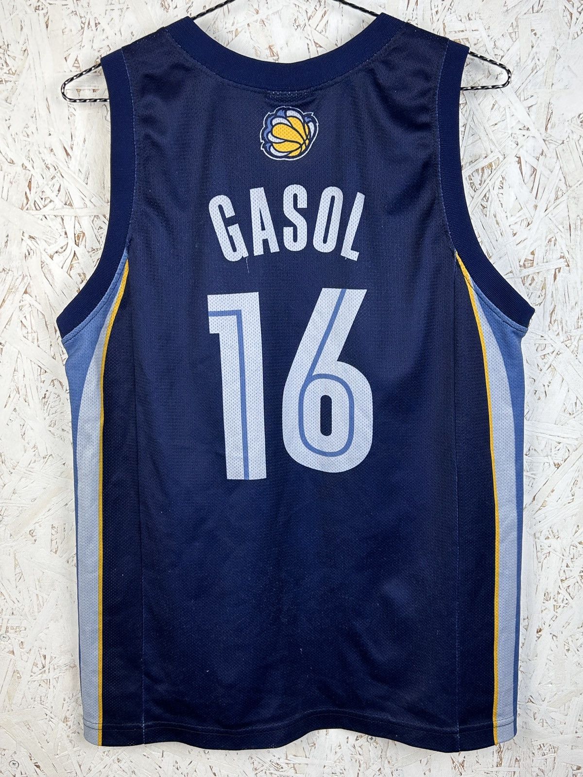 Champion 00s Champion Memphis Grizzlies Gasol #16 Away NBA Jersey Size US S / EU 44-46 / 1 - 5 Thumbnail