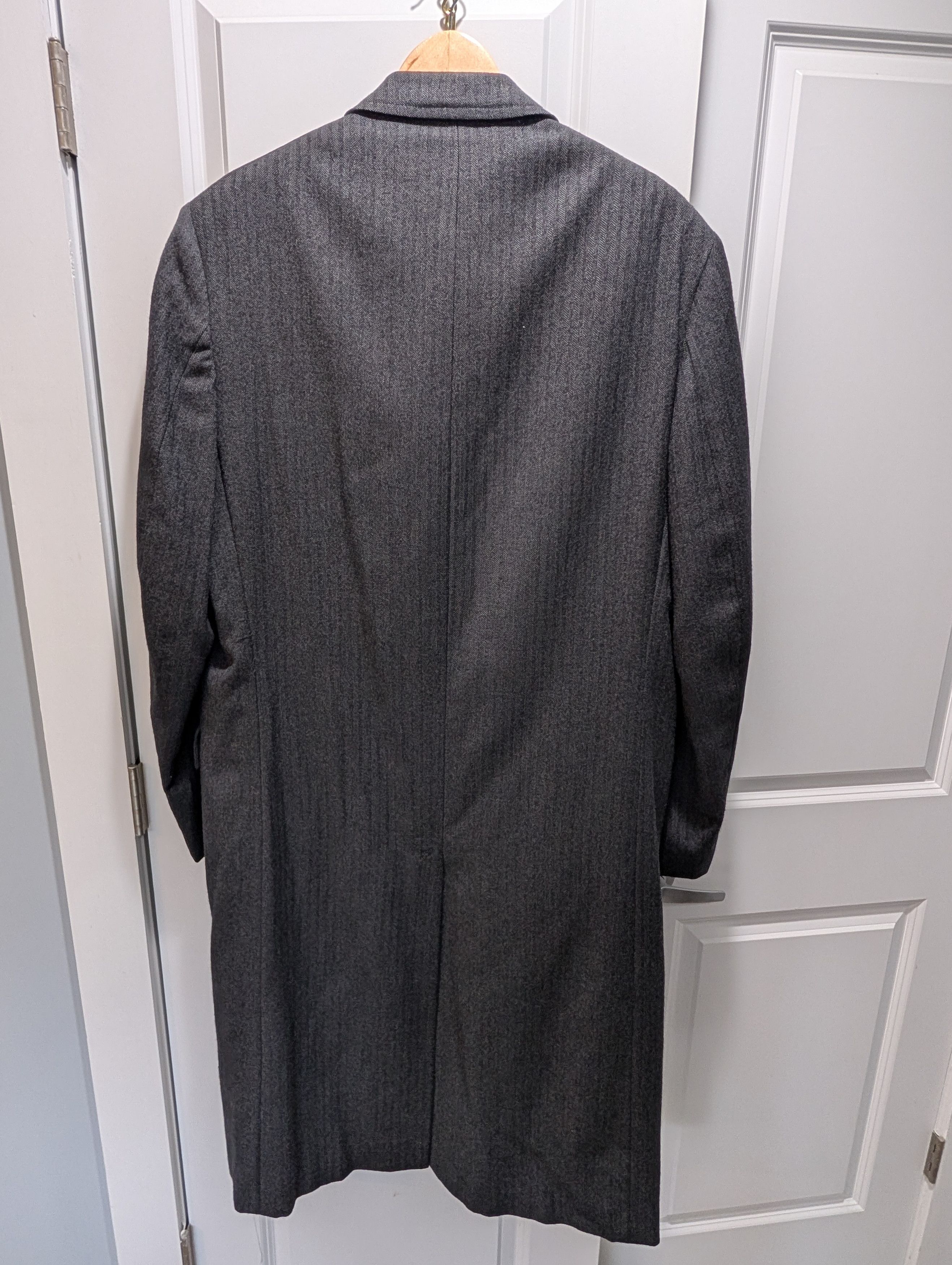 J. Press Charcoal Gray Herringbone Wool Overcoat USA 44 Size US L / EU 52-54 / 3 - 2 Thumbnail